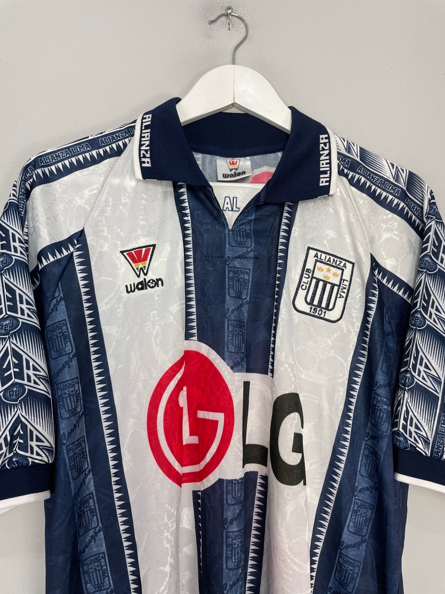 Shop 1999/00 ALIANZA LIMA #9 HOME SHIRT (M) WALON, classic football shirts, vintage football shirts & retro soccer jerseys at Cult Kits