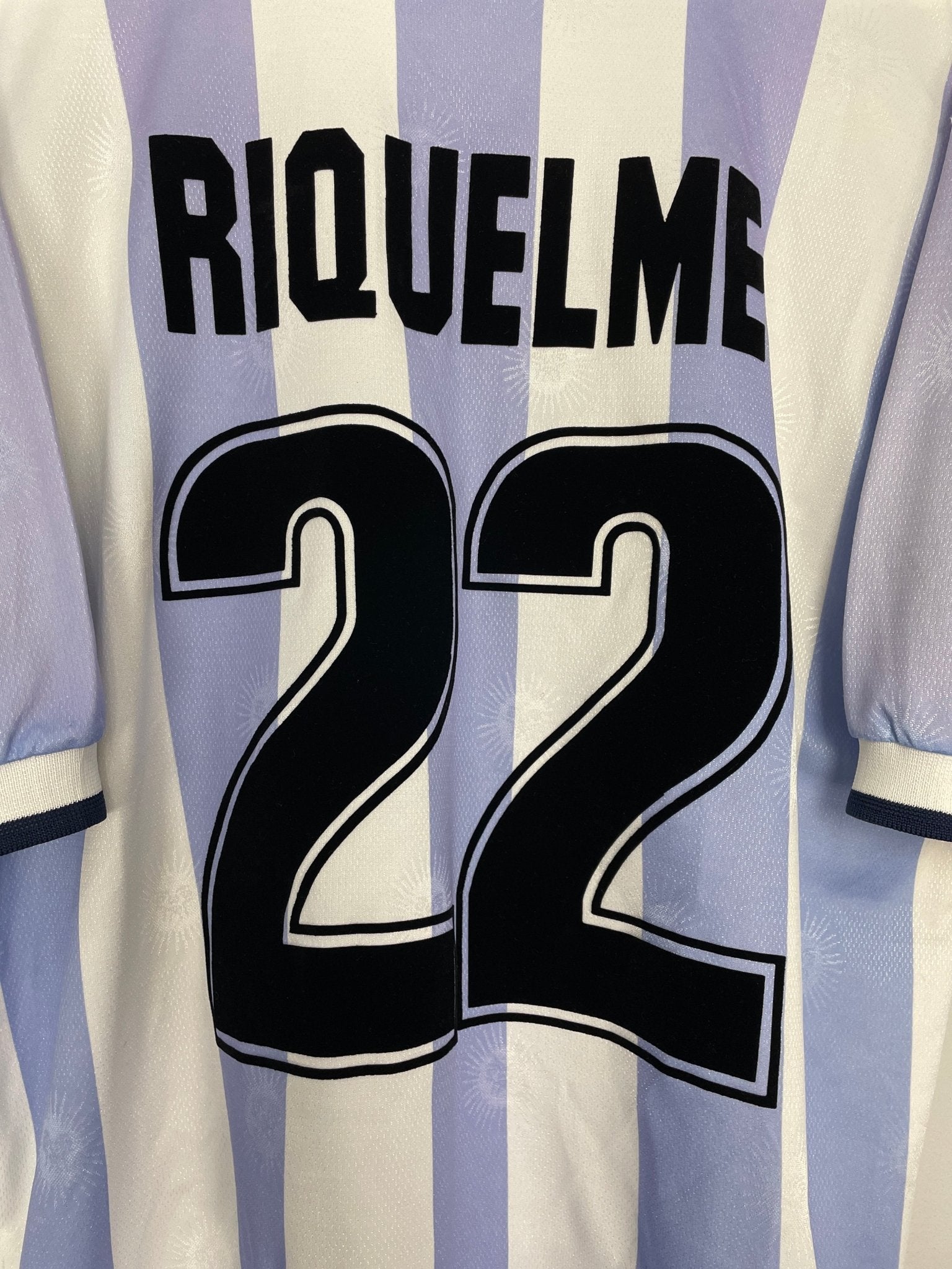 Shop 1999/00 ARGENTINA RIQUELME #22 HOME SHIRT (L) REEBOK, classic football shirts, vintage football shirts & retro soccer jerseys at Cult Kits