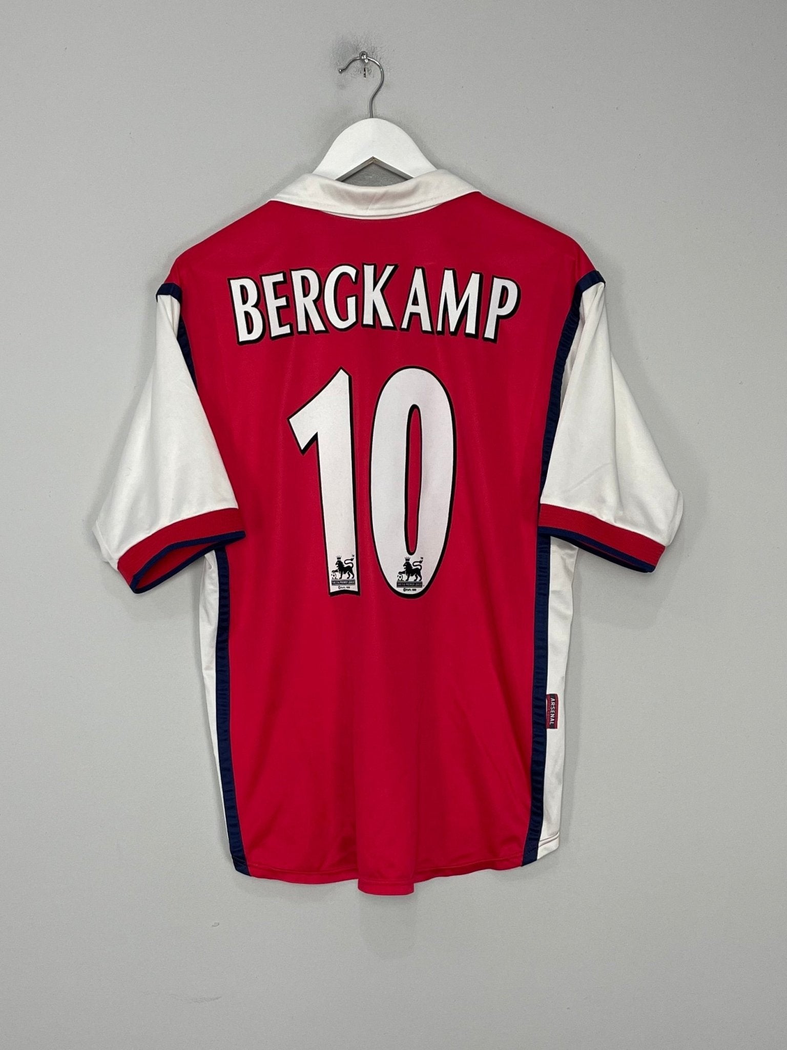Shop 1999/00 ARSENAL BERGKAMP #10 HOME SHIRT (M) NIKE, classic football shirts, vintage football shirts & retro soccer jerseys at Cult Kits