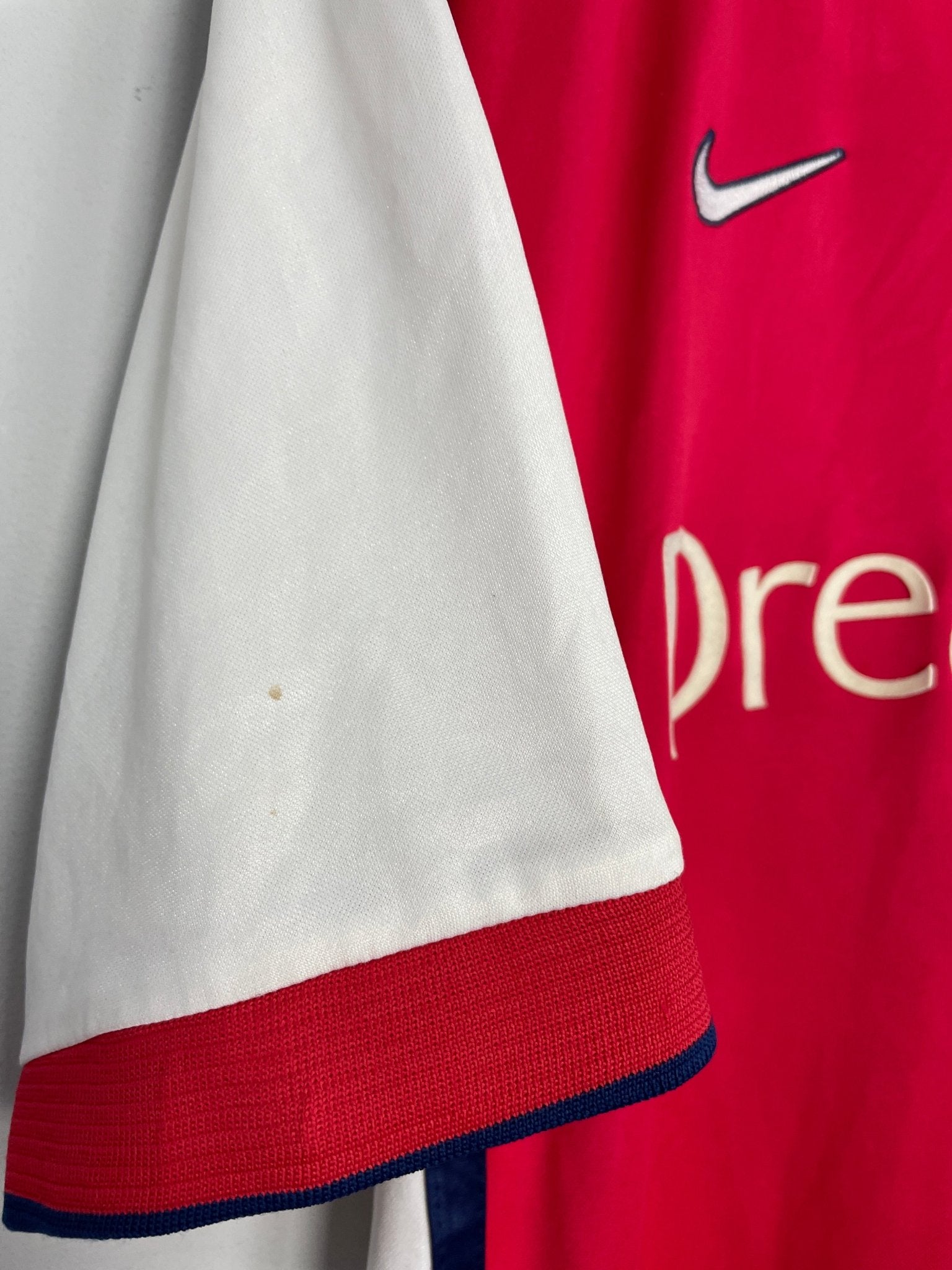 Shop 1999/00 ARSENAL HOME SHIRT (XL) NIKE, classic football shirts, vintage football shirts & retro soccer jerseys at Cult Kits