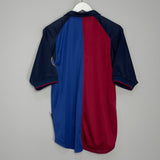 Shop 1999/00 BARCELONA *CENTENARY* HOME SHIRT (L) NIKE, classic football shirts, vintage football shirts & retro soccer jerseys at Cult Kits