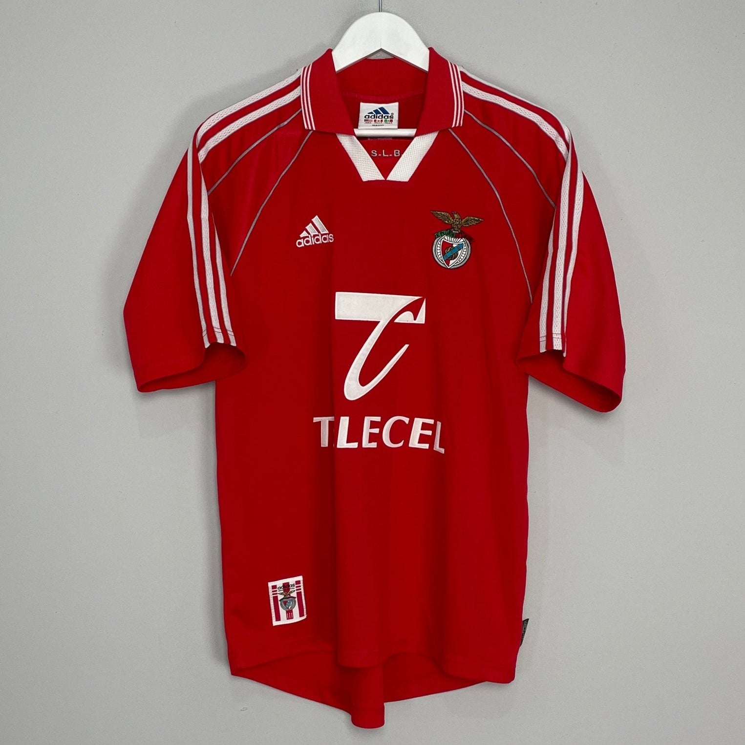 Shop 1999/00 BENFICA HOME SHIRT (S) ADIDAS, classic football shirts, vintage football shirts & retro soccer jerseys at Cult Kits