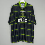 Shop 1999/00 CELTIC LARSSON AWAY SHIRT (XXL) UMBRO, classic football shirts, vintage football shirts & retro soccer jerseys at Cult Kits