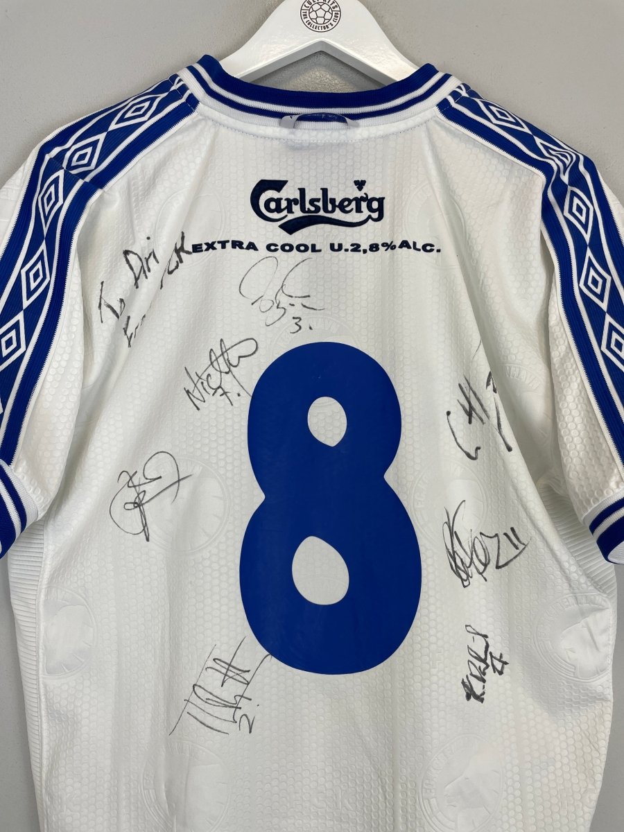 1999/00 COPENHAGEN 8 *SQUAD SIGNED* HOME SHIRT (S) UMBRO - Cult Kits - Small - Buy Vintage Football Shirts, Authentic Retro Football Shirts For Sale, Classic Football Shirts & Soccer Jersey