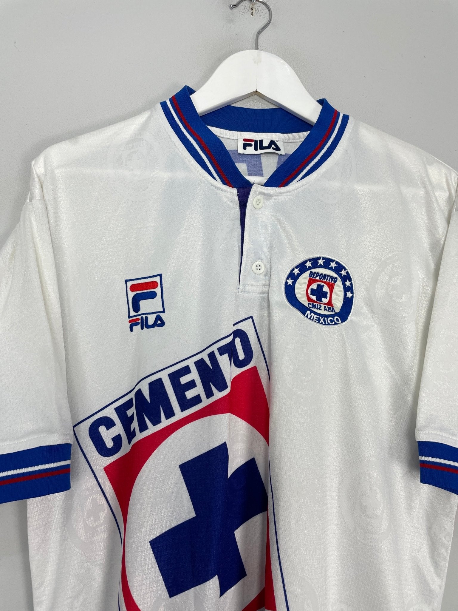 Shop 1999/00 CRUZ AZUL AWAY SHIRT (L) FILA, classic football shirts, vintage football shirts & retro soccer jerseys at Cult Kits