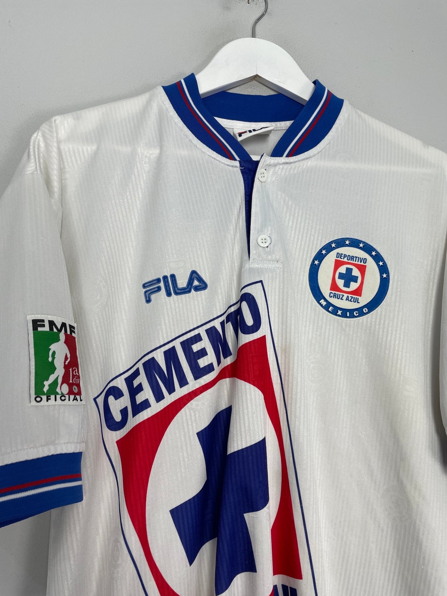 Shop 1999/00 CRUZ AZUL AWAY SHIRT (L) FILA, classic football shirts, vintage football shirts & retro soccer jerseys at Cult Kits