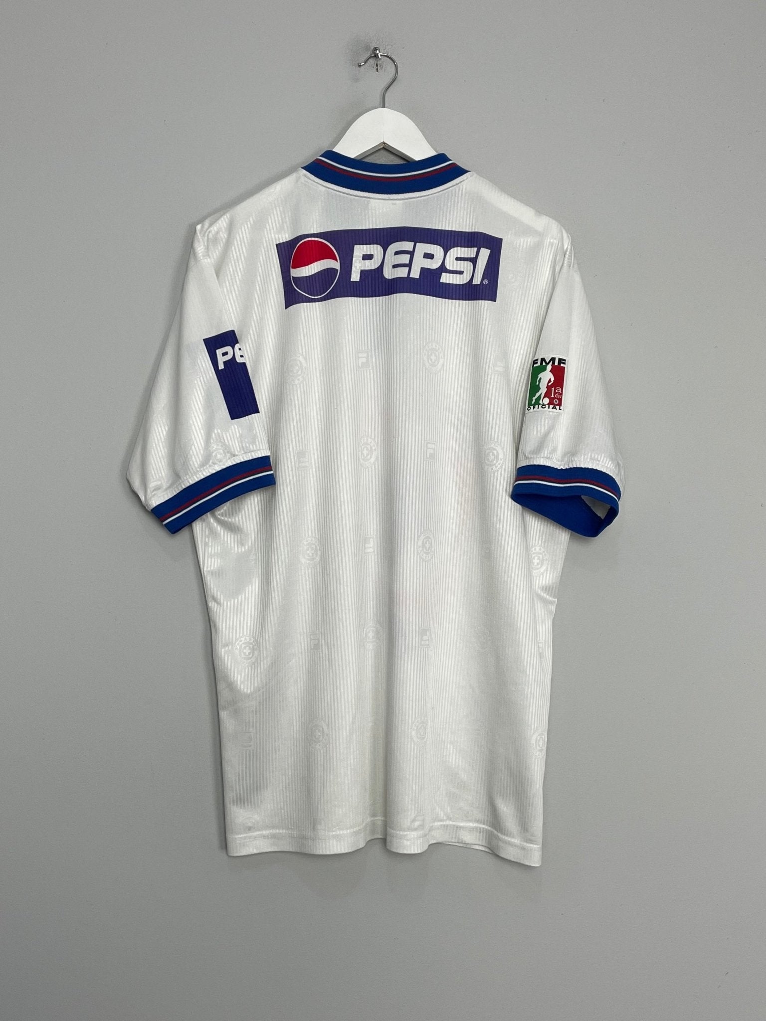 Shop 1999/00 CRUZ AZUL AWAY SHIRT (XL) FILA, classic football shirts, vintage football shirts & retro soccer jerseys at Cult Kits