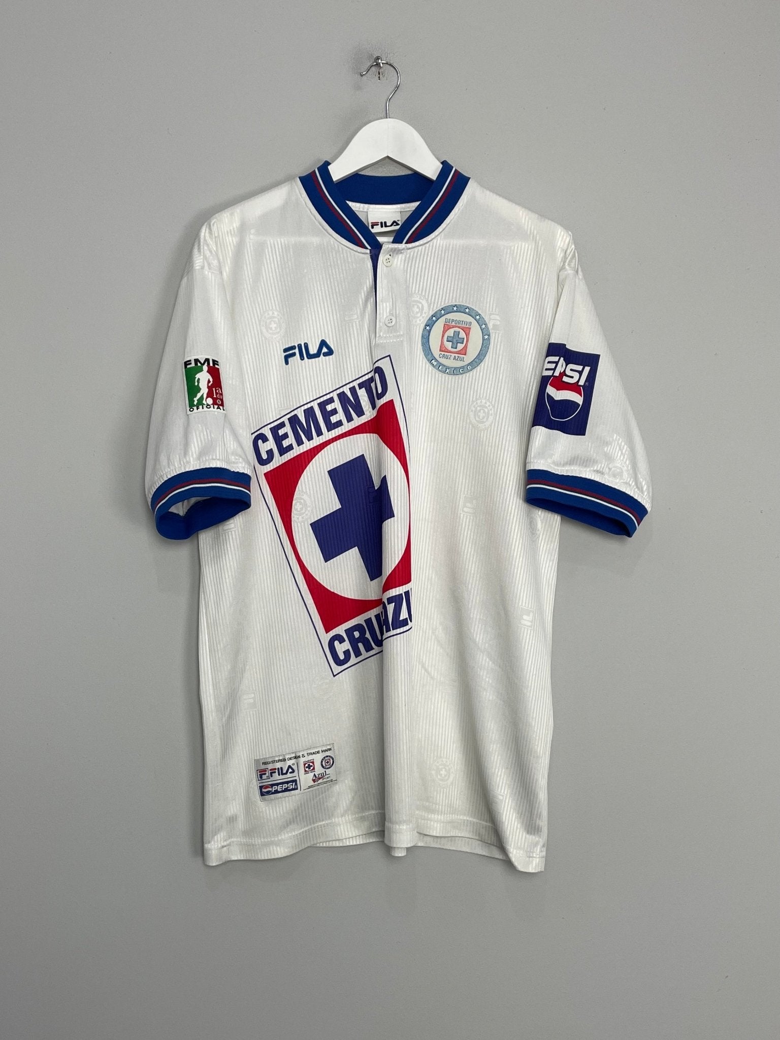 Shop 1999/00 CRUZ AZUL AWAY SHIRT (XL) FILA, classic football shirts, vintage football shirts & retro soccer jerseys at Cult Kits