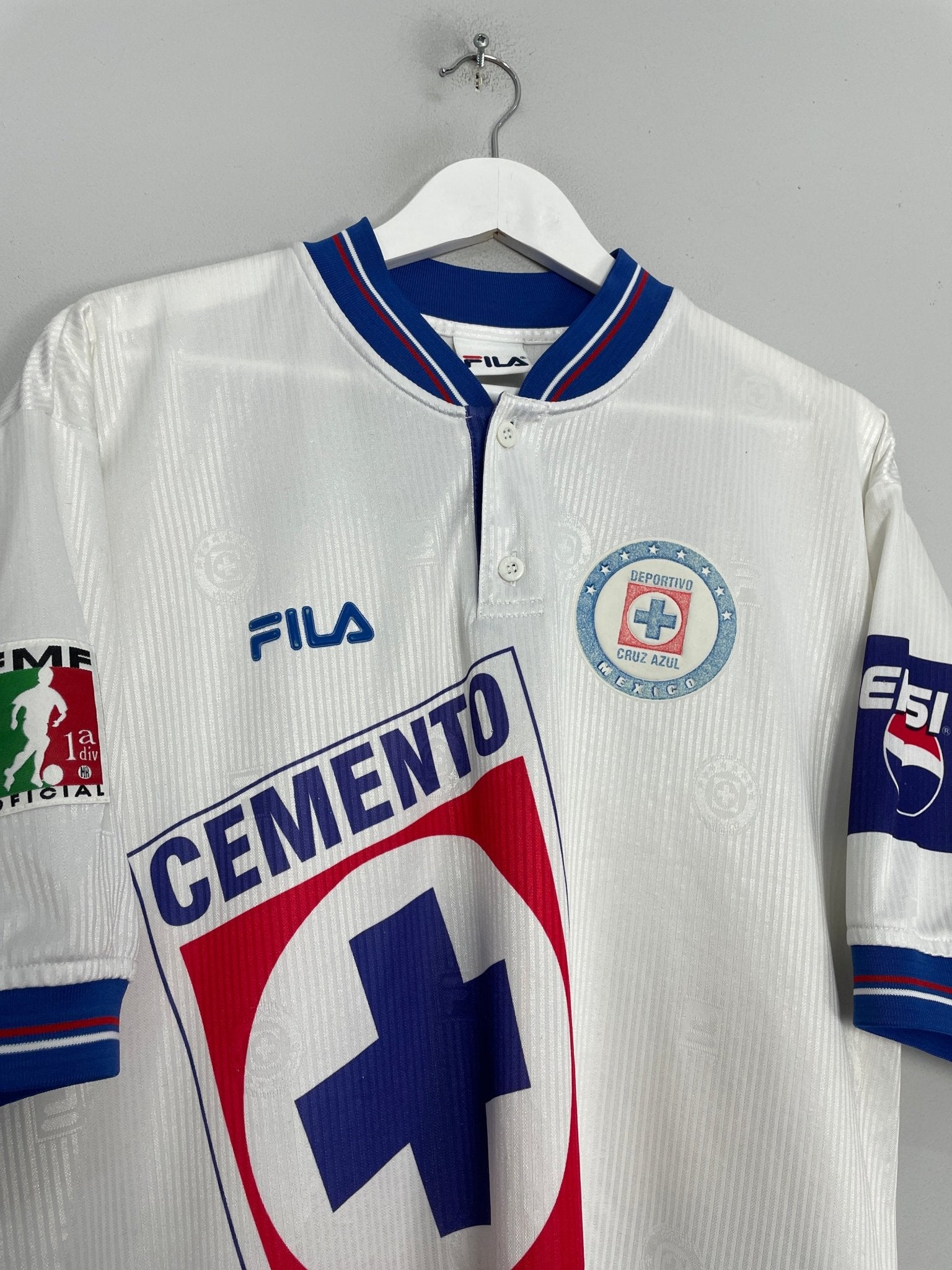 Shop 1999/00 CRUZ AZUL AWAY SHIRT (XL) FILA, classic football shirts, vintage football shirts & retro soccer jerseys at Cult Kits