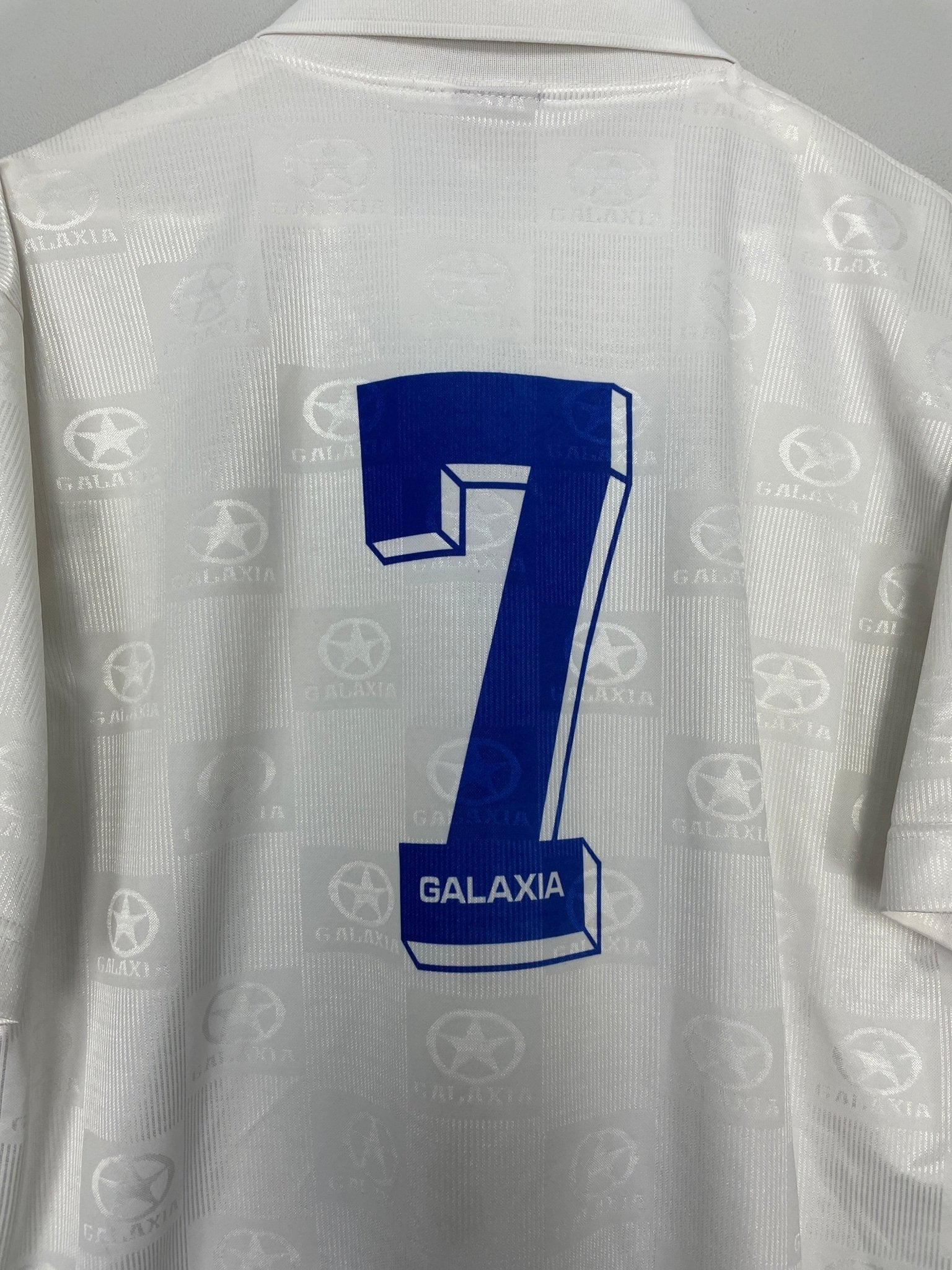 Shop 1999/00 EL SALVADOR #7 AWAY SHIRT (XL) GALAXIA, classic football shirts, vintage football shirts & retro soccer jerseys at Cult Kits