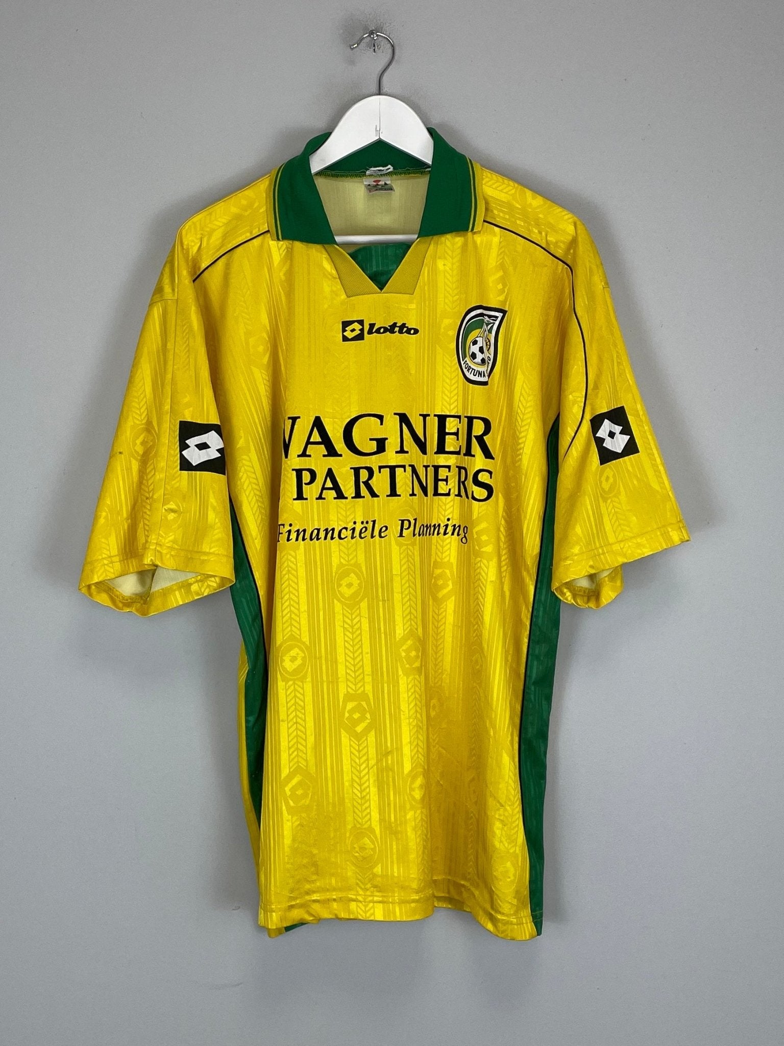 Shop 1999/00 FORTUNA SITTARD HOME SHIRT (XL) LOTTO, classic football shirts, vintage football shirts & retro soccer jerseys at Cult Kits