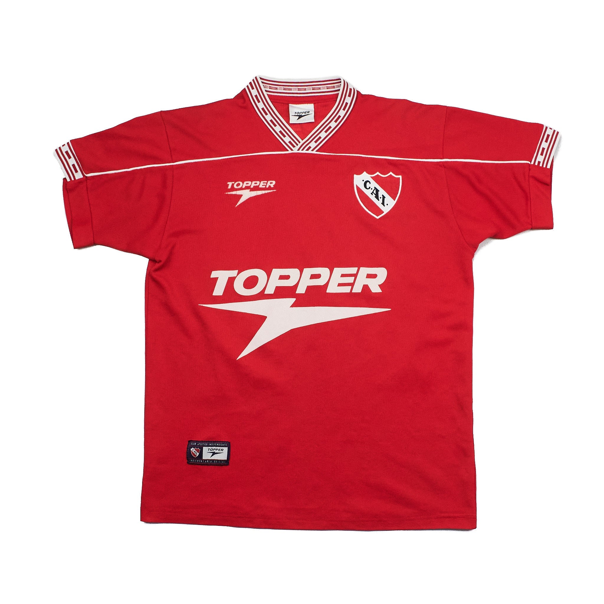 Buy 1999/00 Independiente Cambiasso 19 Home Shirt (L) Topper ~ Free worldwide shipping ~ Authentic Vintage Football Shirts from Cult Kits
