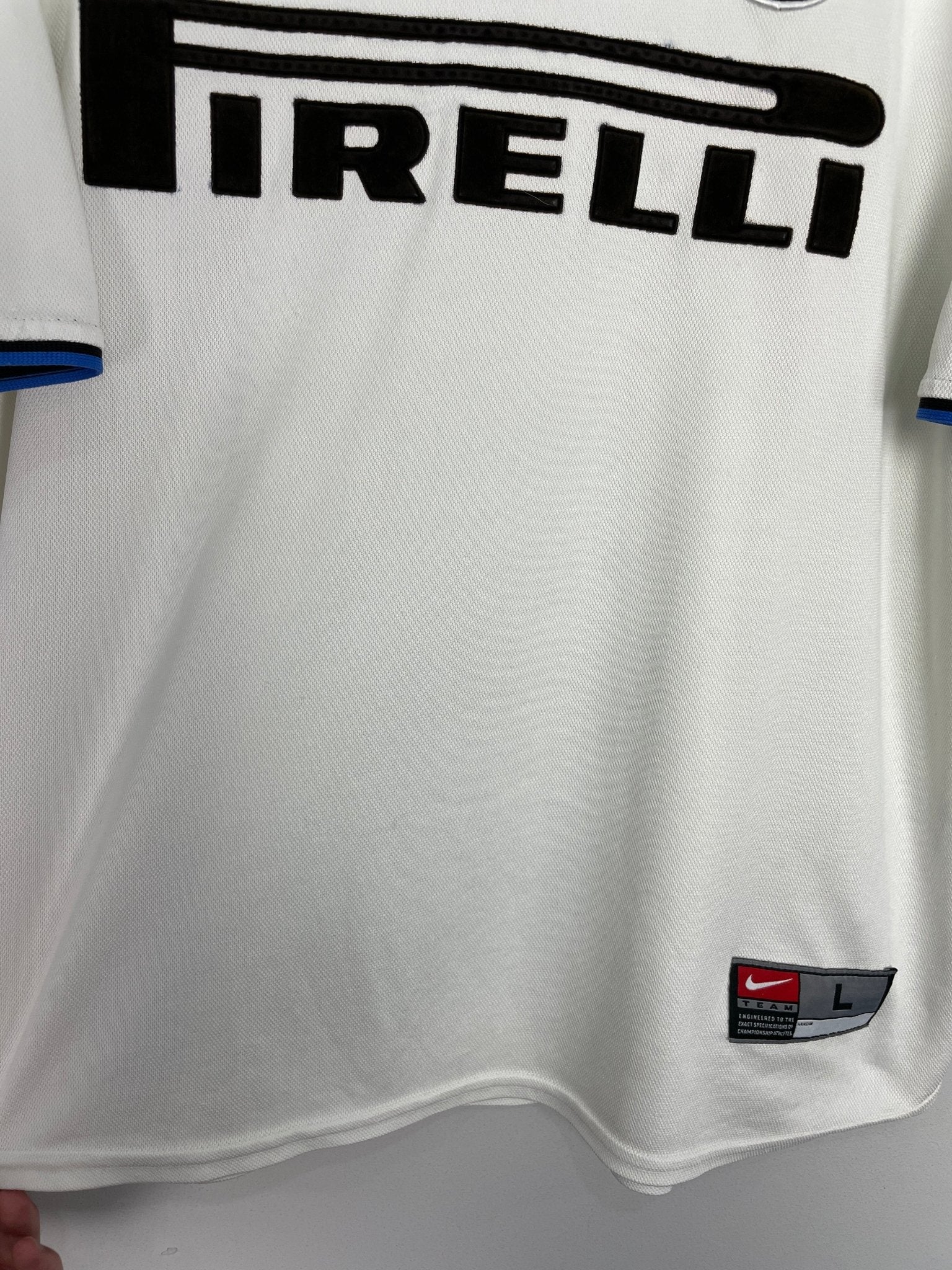 Shop 1999/00 INTER MILAN AWAY SHIRT (L) NIKE, classic football shirts, vintage football shirts & retro soccer jerseys at Cult Kits