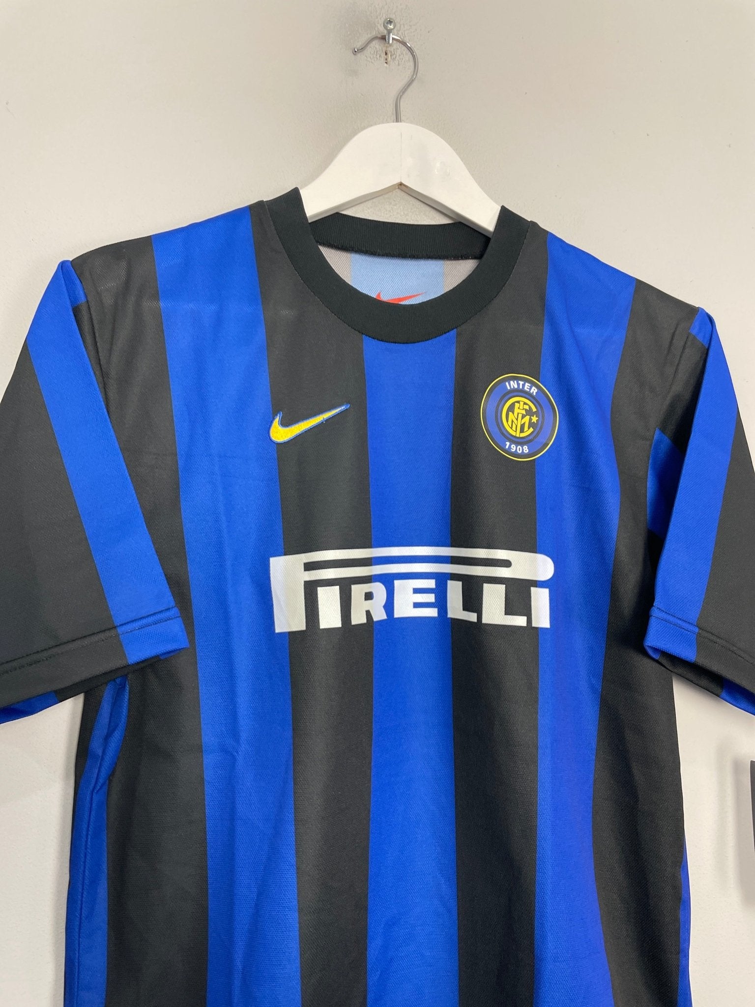 Shop 1999/00 INTER MILAN *BNWT* HOME SHIRT (L.KIDS) NIKE, classic football shirts, vintage football shirts & retro soccer jerseys at Cult Kits