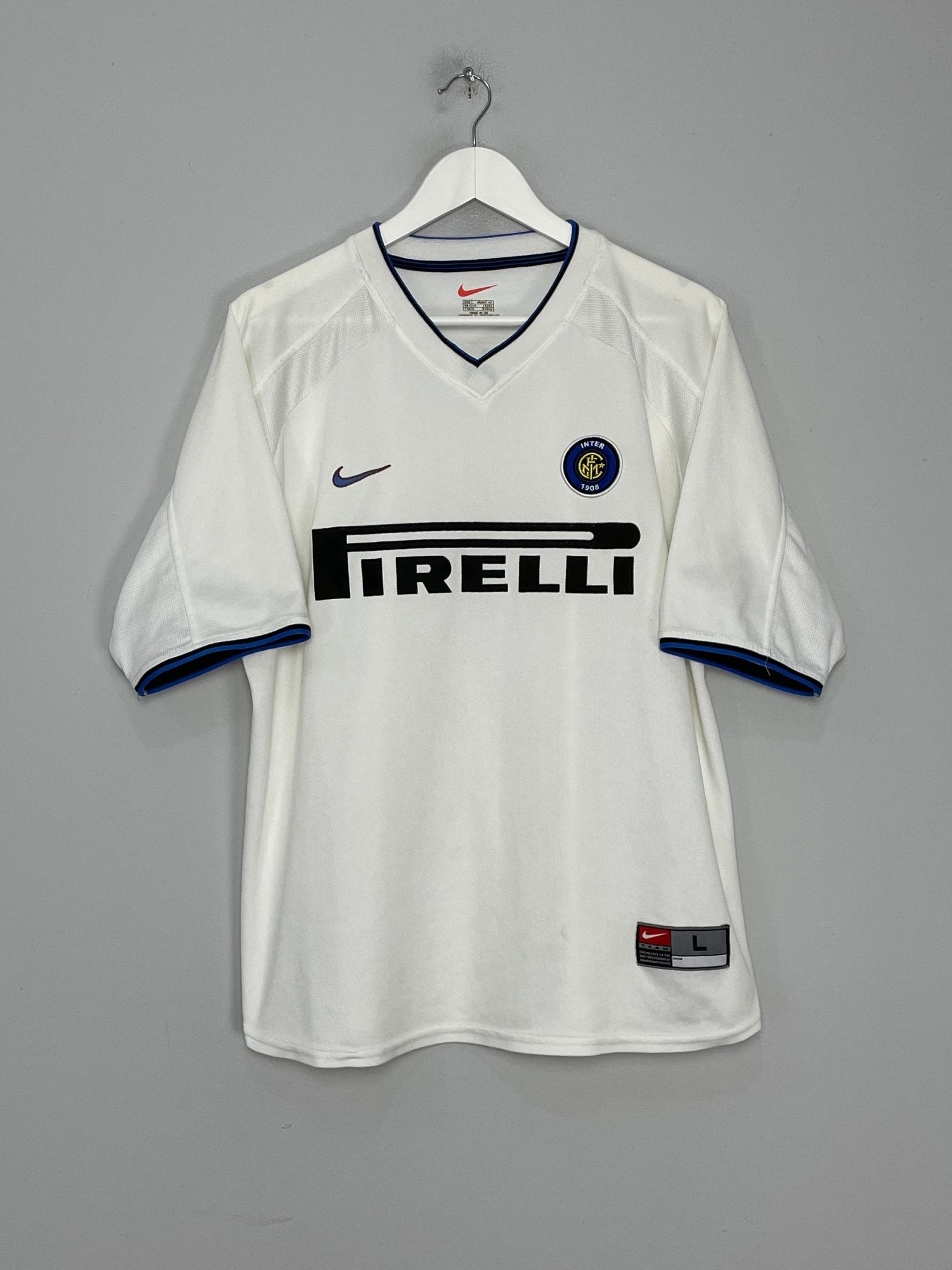 Shop 1999/00 INTER MILAN RONALDO #9 AWAY SHIRT (L) NIKE, classic football shirts, vintage football shirts & retro soccer jerseys at Cult Kits