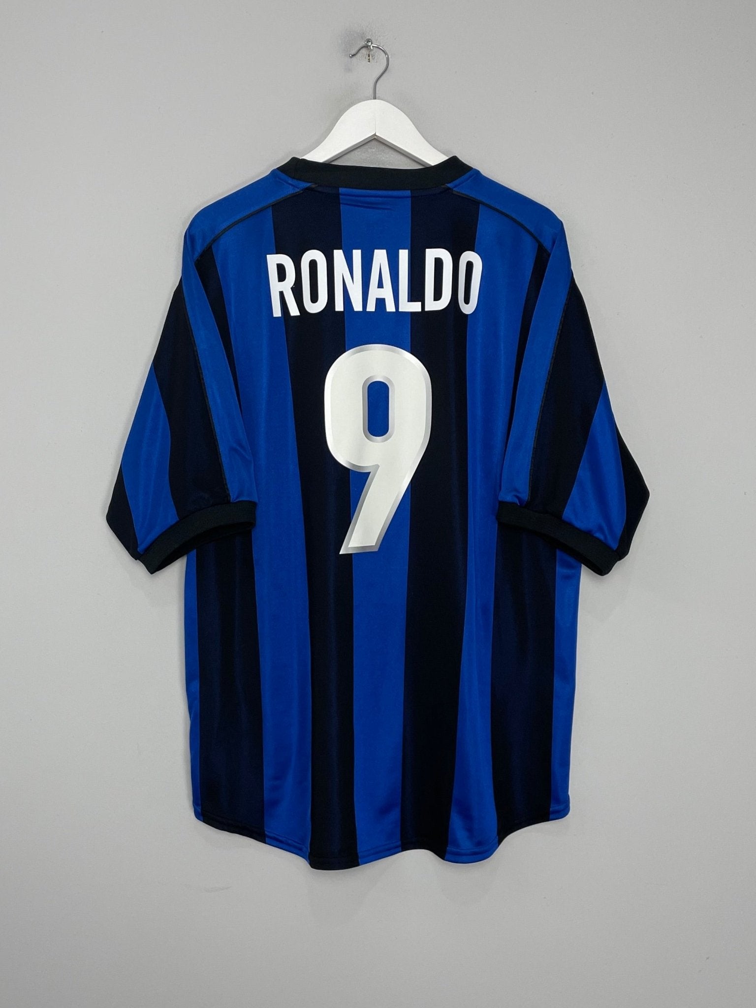 Shop 1999/00 INTER MILAN RONALDO #9 HOME SHIRT (XL) NIKE, classic football shirts, vintage football shirts & retro soccer jerseys at Cult Kits
