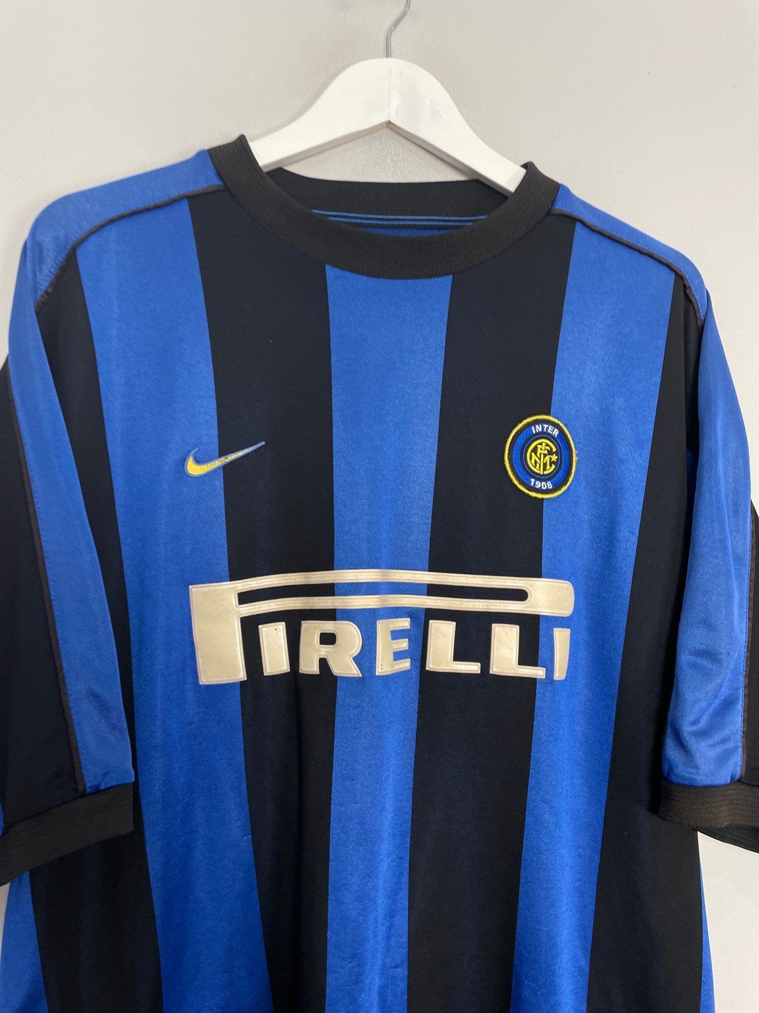 Shop 1999/00 INTER MILAN RONALDO #9 HOME SHIRT (XL) NIKE, classic football shirts, vintage football shirts & retro soccer jerseys at Cult Kits