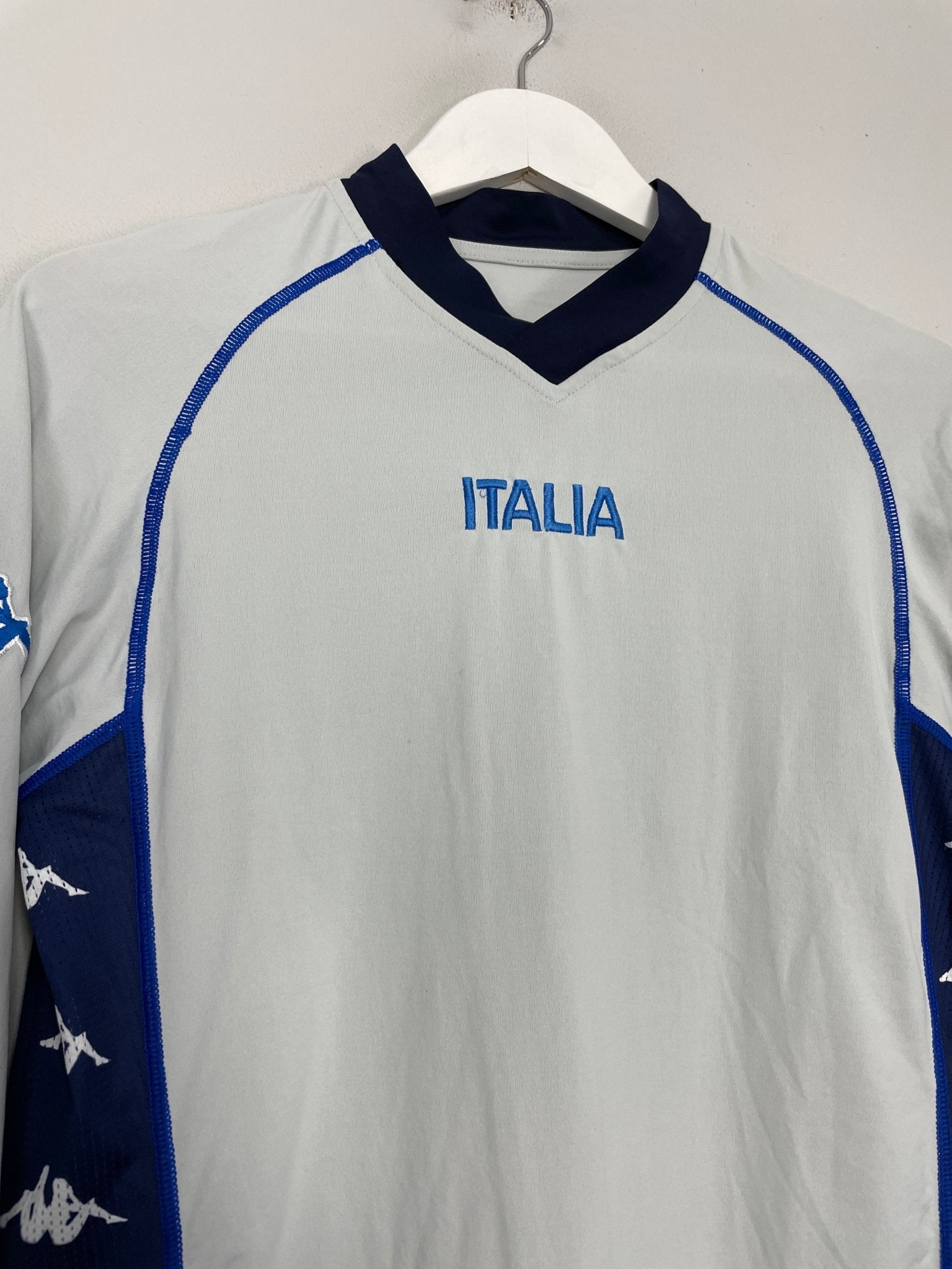 Shop 1999/00 ITALY TRAINING SHIRT (L) KAPPA, classic football shirts, vintage football shirts & retro soccer jerseys at Cult Kits