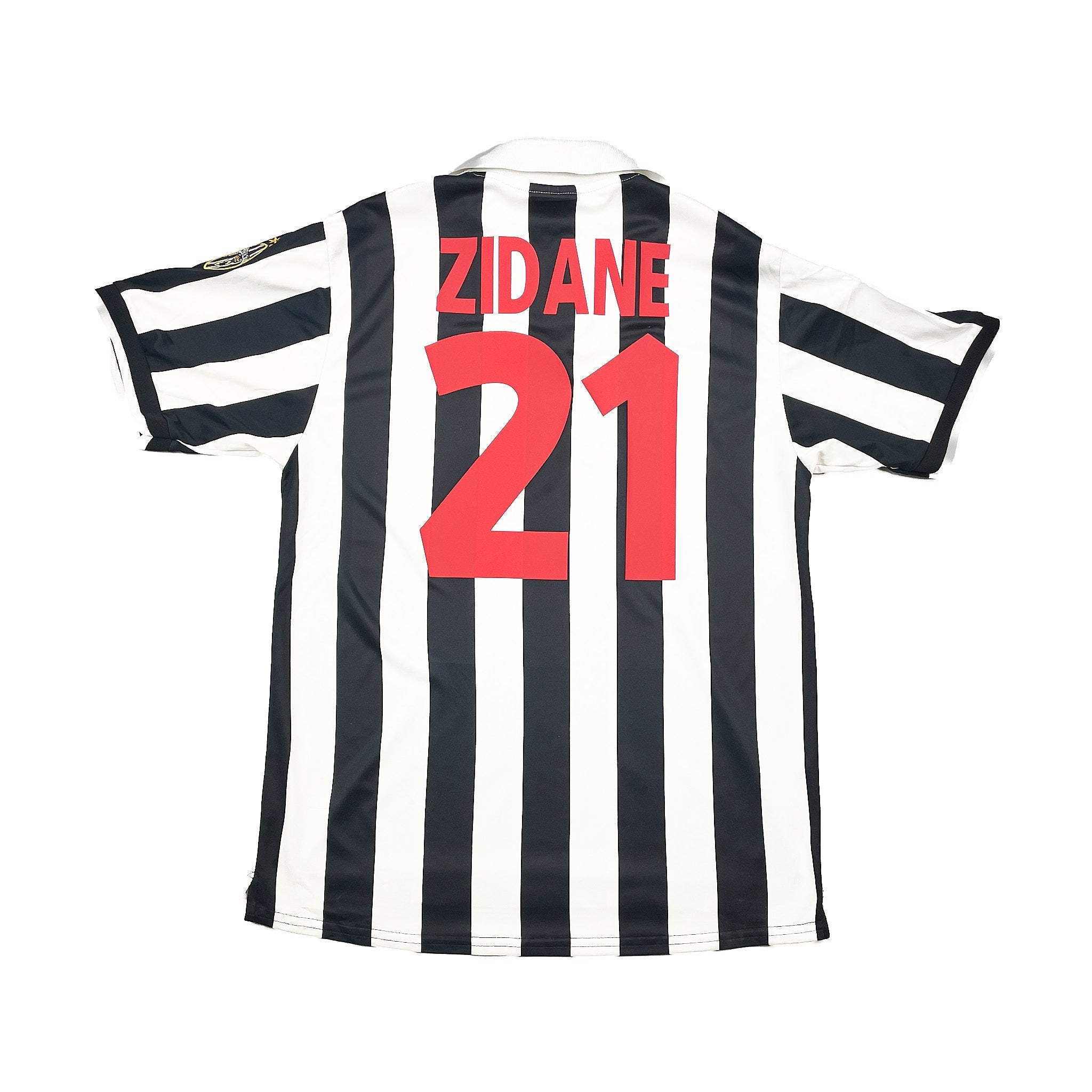 Buy 1999/00 Juventus Zidane 21 C/L Home Shirt (L) Kappa ~ Free worldwide shipping available ~ Authentic Vintage Football Shirts from Cult Kits