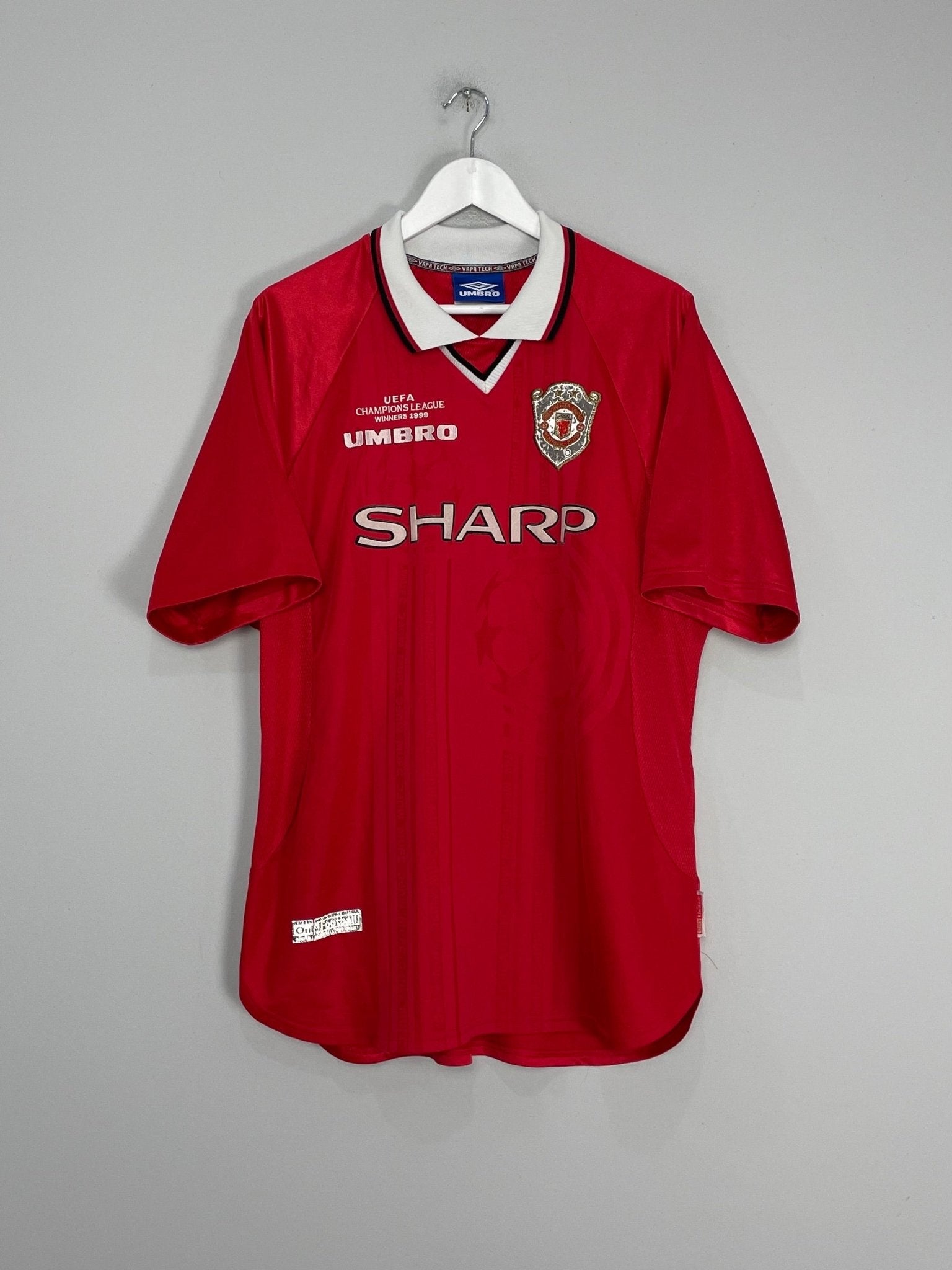 Shop 1999/00 MANCHESTER UNITED *CHAMPIONS LEAGUE WINNERS* HOME SHIRT (XL) UMBRO, classic football shirts, vintage football shirts & retro soccer jerseys at Cult Kits