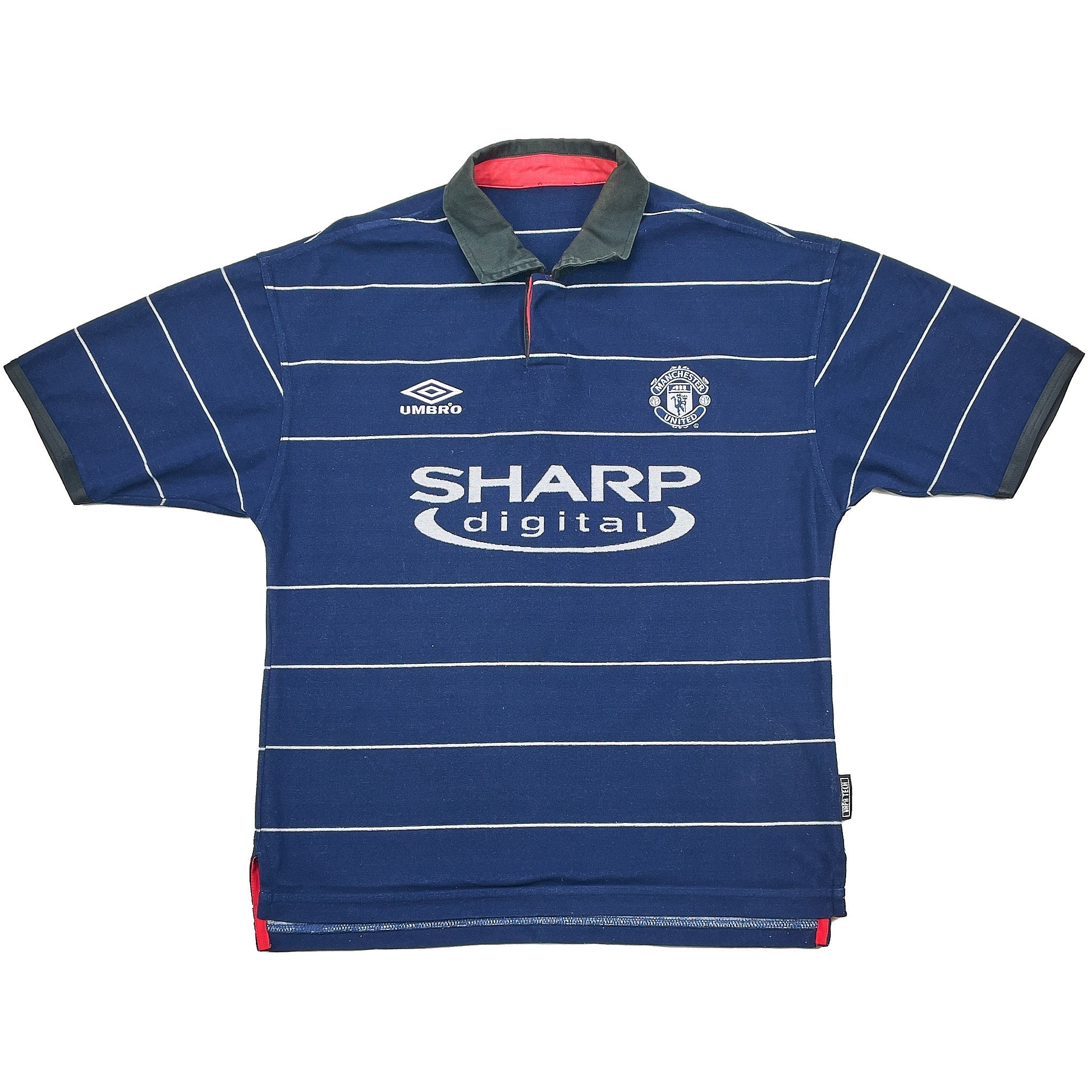 Buy 1999/00 MANCHESTER UNITED KEANE 16 AWAY SHIRT (M) UMBRO ~ Free worldwide shipping available ~ Authentic Vintage Football Shirts from Cult Kits