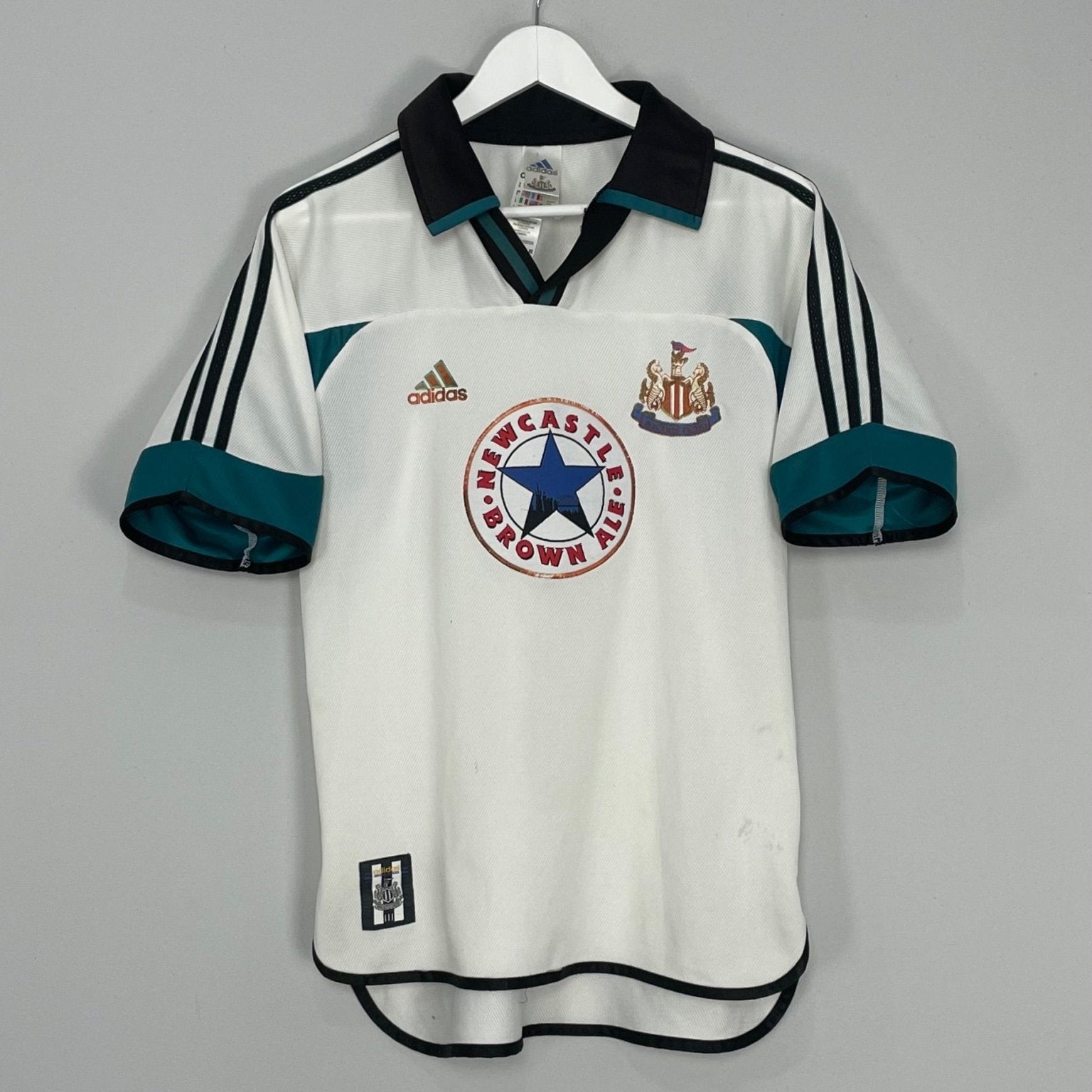 Shop 1999/00 NEWCASTLE UNITED AWAY SHIRT (S) ADIDAS, classic football shirts, vintage football shirts & retro soccer jerseys at Cult Kits
