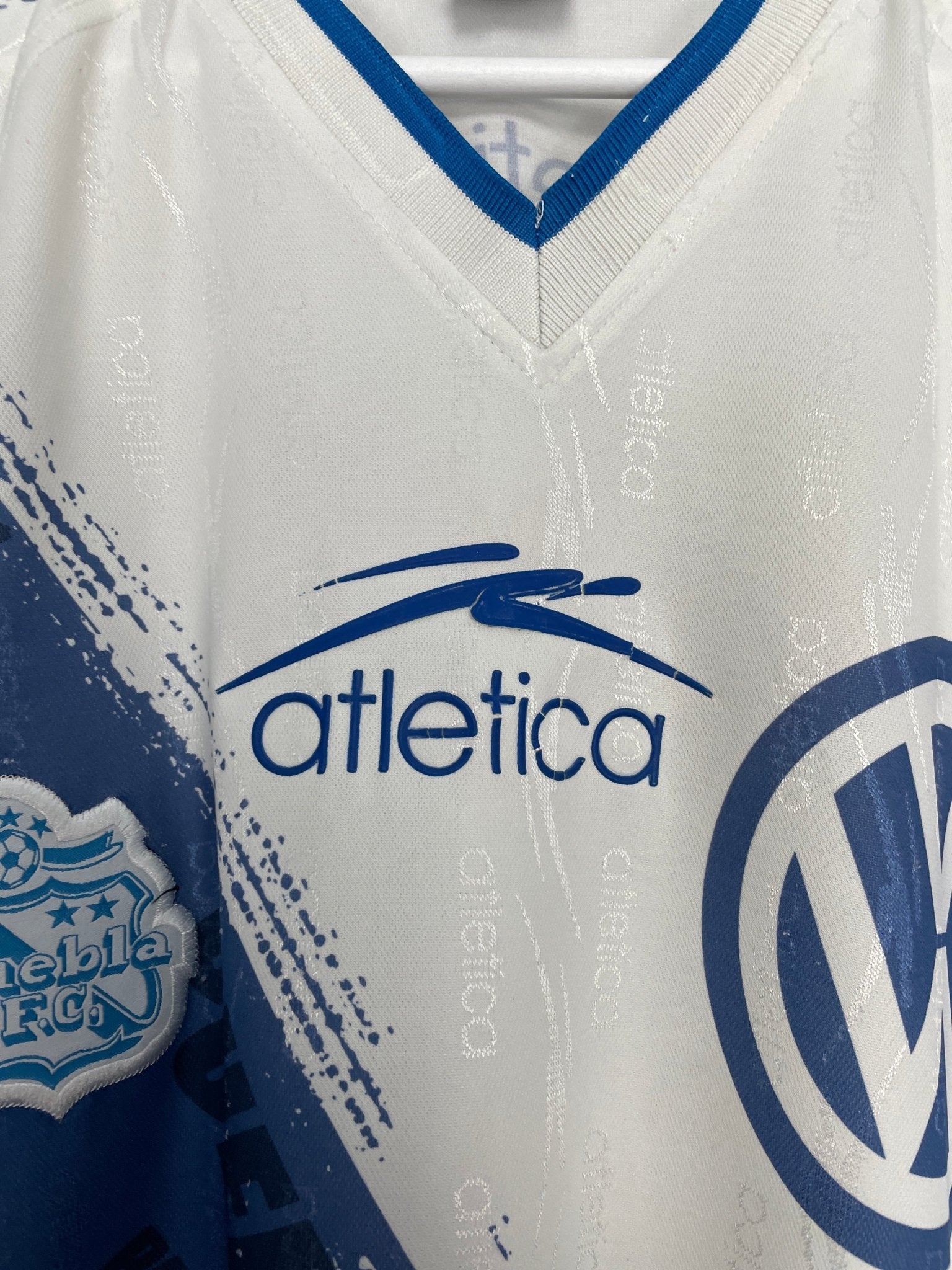 Shop 1999/00 PUEBLA HOME SHIRT (L) ATLETICA, classic football shirts, vintage football shirts & retro soccer jerseys at Cult Kits