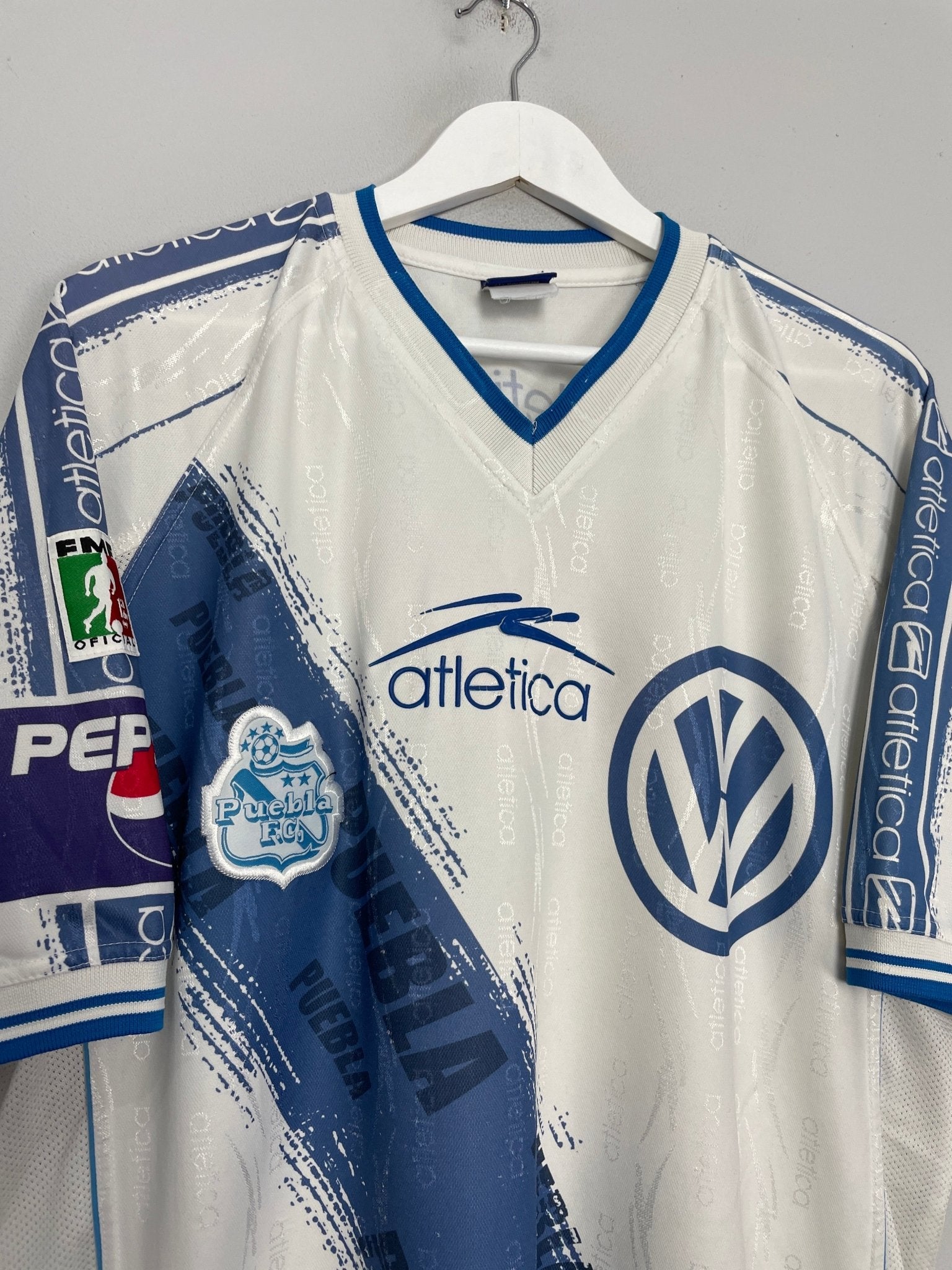 Shop 1999/00 PUEBLA HOME SHIRT (L) ATLETICA, classic football shirts, vintage football shirts & retro soccer jerseys at Cult Kits