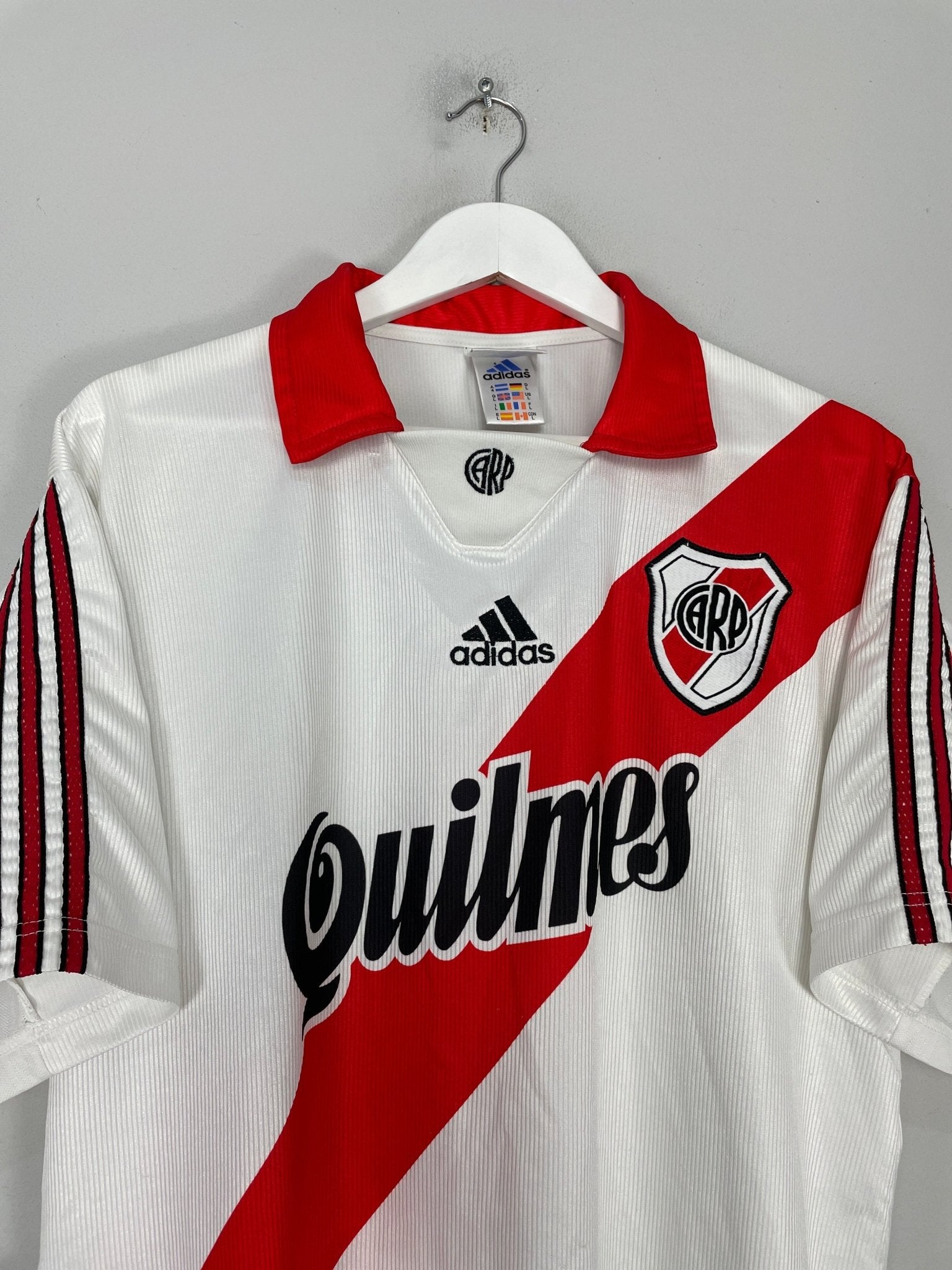 Shop 1999/00 RIVER PLATE HOME SHIRT (L) ADIDAS, classic football shirts, vintage football shirts & retro soccer jerseys at Cult Kits