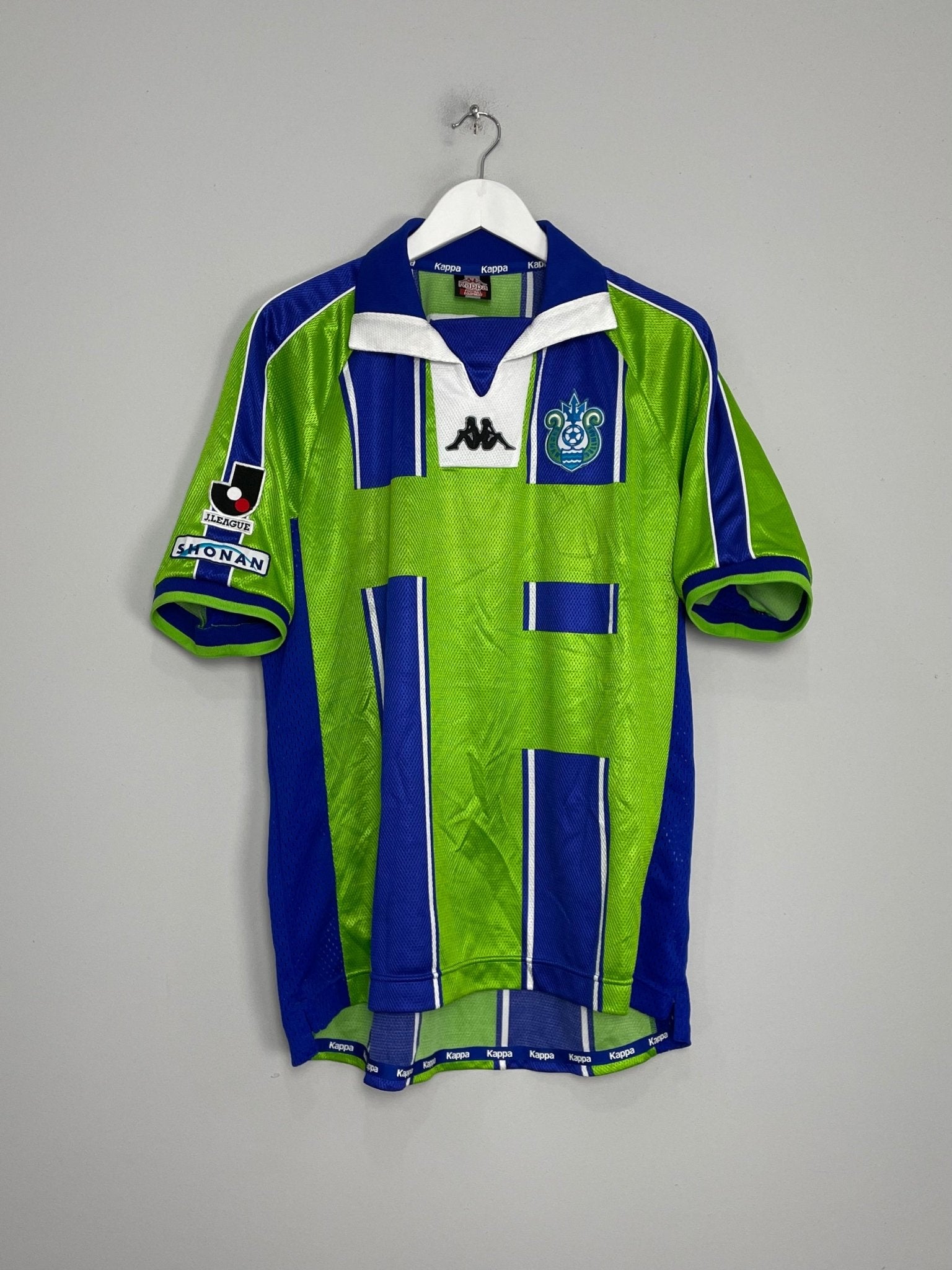 Shop 1999/00 SHONAN BELLMARE HOME SHIRT (L) KAPPA, classic football shirts, vintage football shirts & retro soccer jerseys at Cult Kits