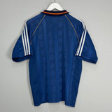 Shop 1999/00 SPAIN AWAY SHIRT (M) ADIDAS, classic football shirts, vintage football shirts & retro soccer jerseys at Cult Kits