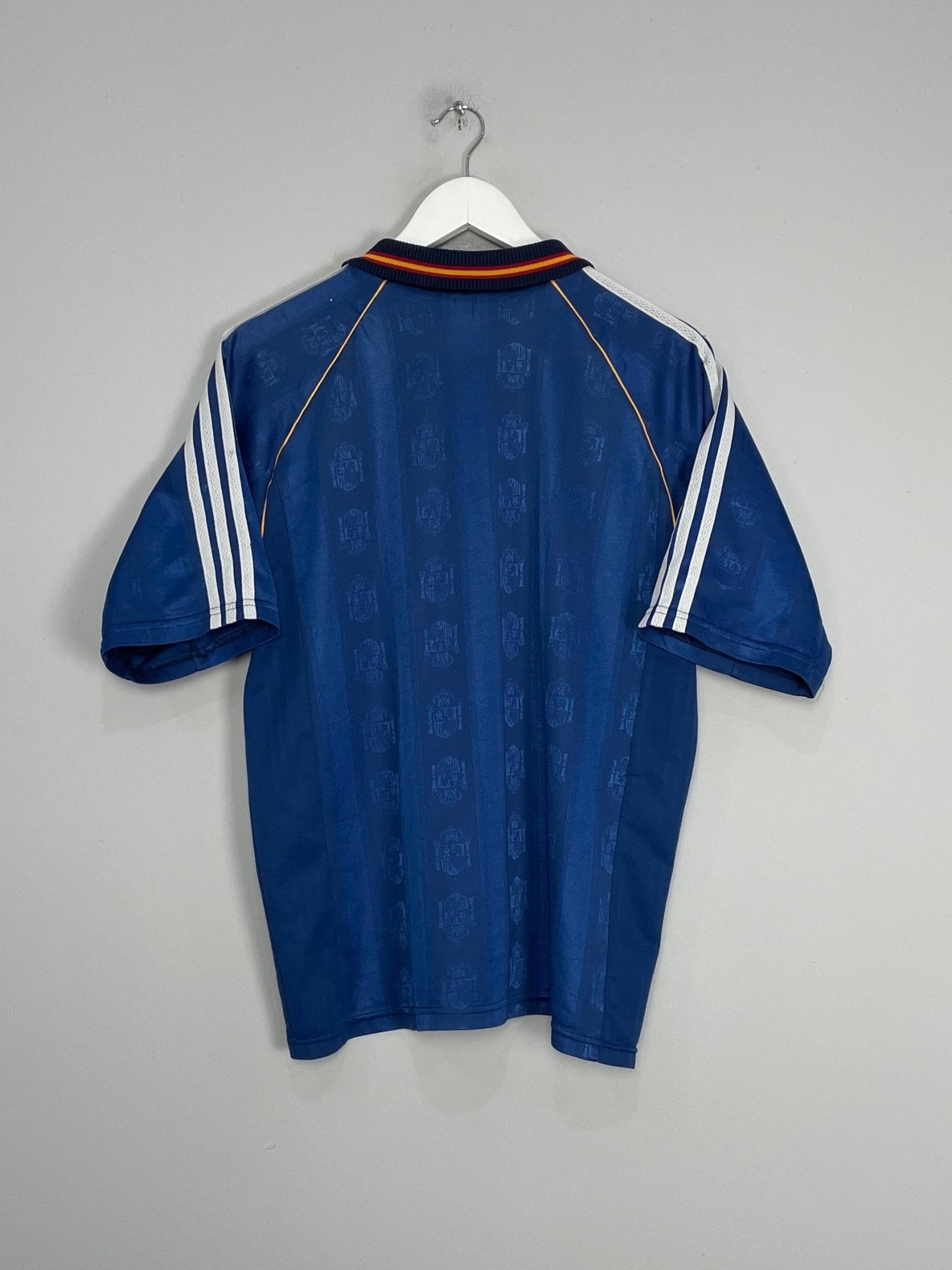 Shop 1999/00 SPAIN AWAY SHIRT (M) ADIDAS, classic football shirts, vintage football shirts & retro soccer jerseys at Cult Kits
