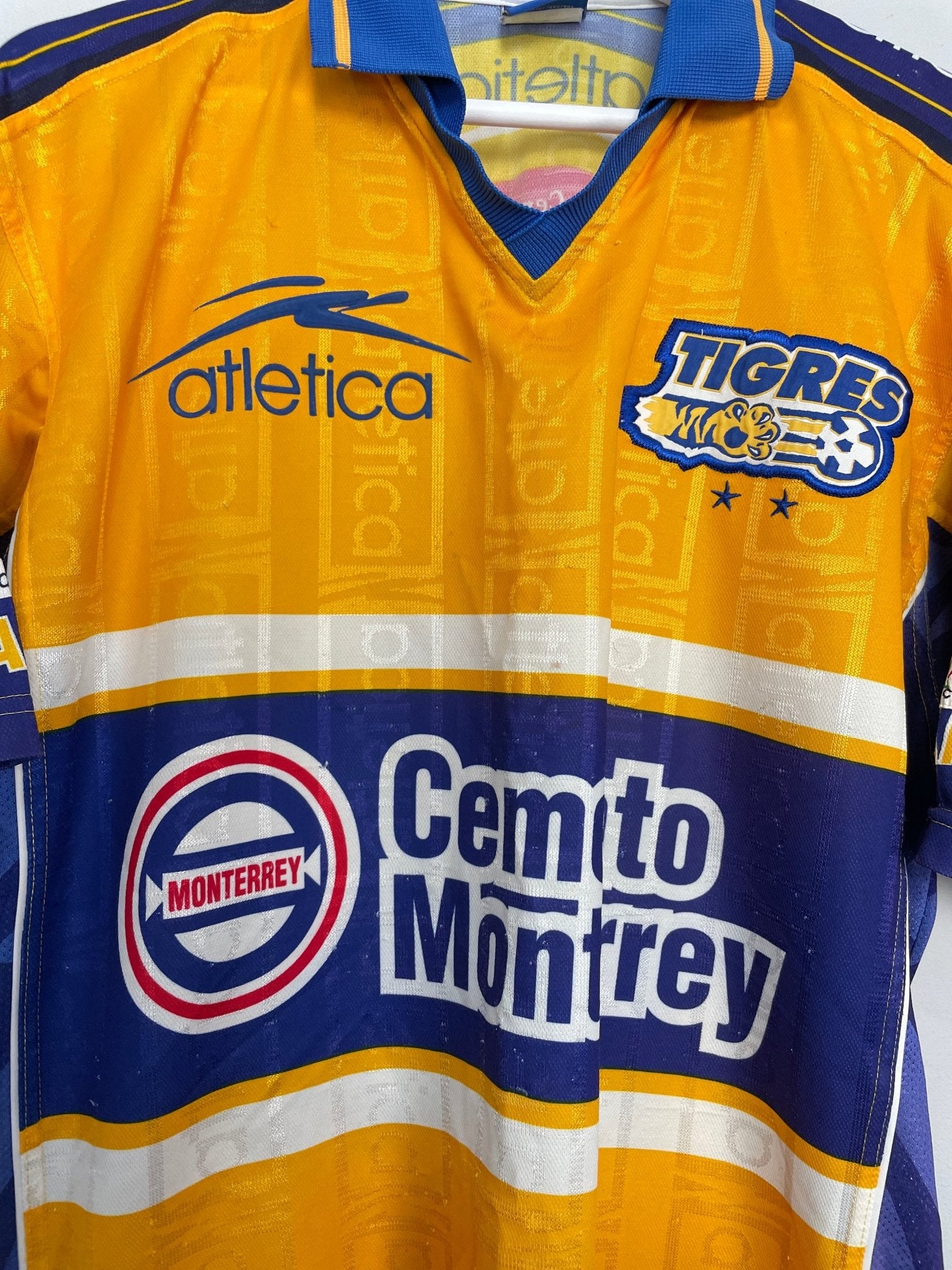 Shop 1999/00 TIGRES HOME SHIRT (L) ATLETICA, classic football shirts, vintage football shirts & retro soccer jerseys at Cult Kits