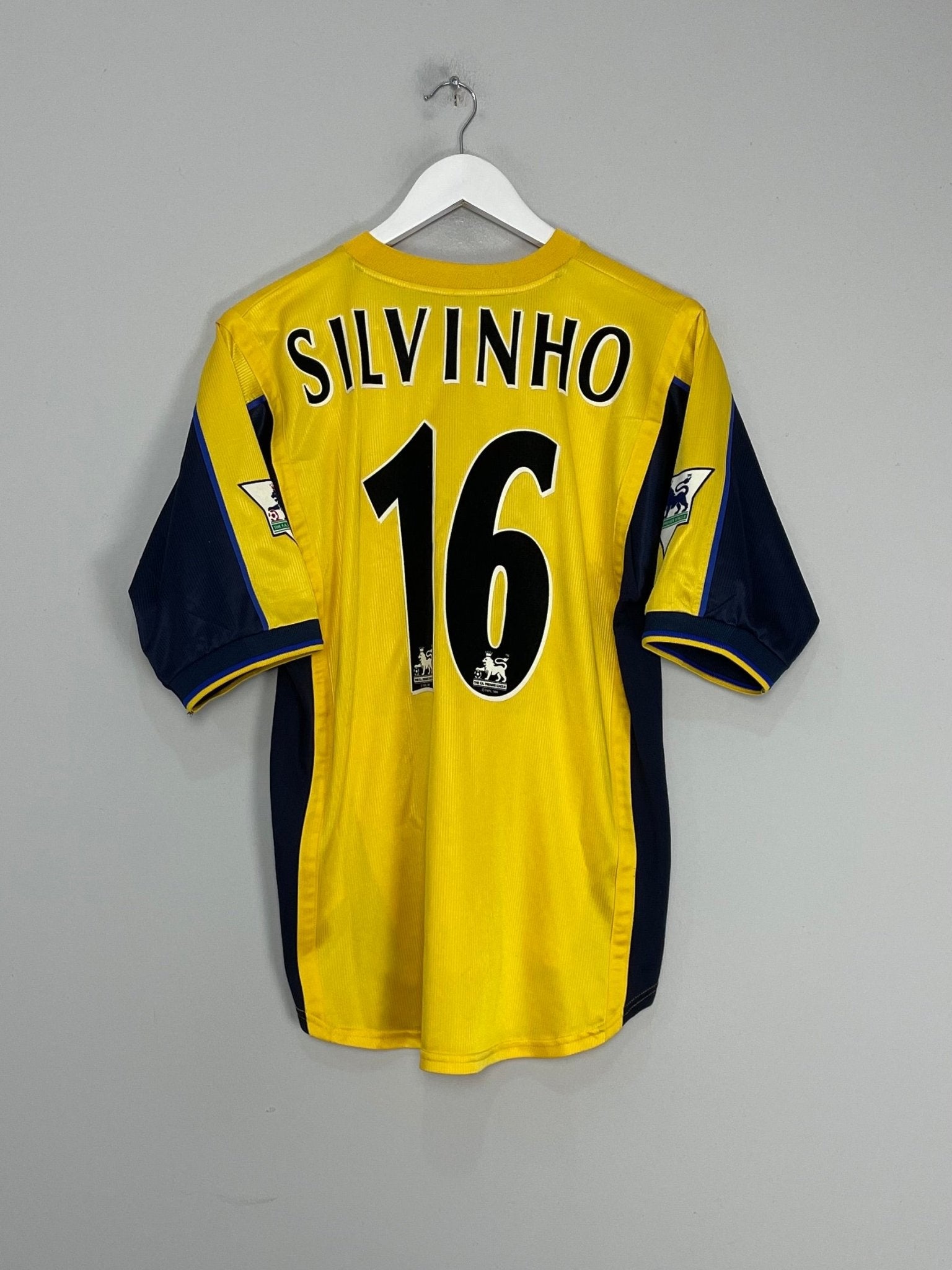 Shop 1999/01 ARSENAL SILVINHO #16 AWAY SHIRT (M) NIKE, classic football shirts, vintage football shirts & retro soccer jerseys at Cult Kits