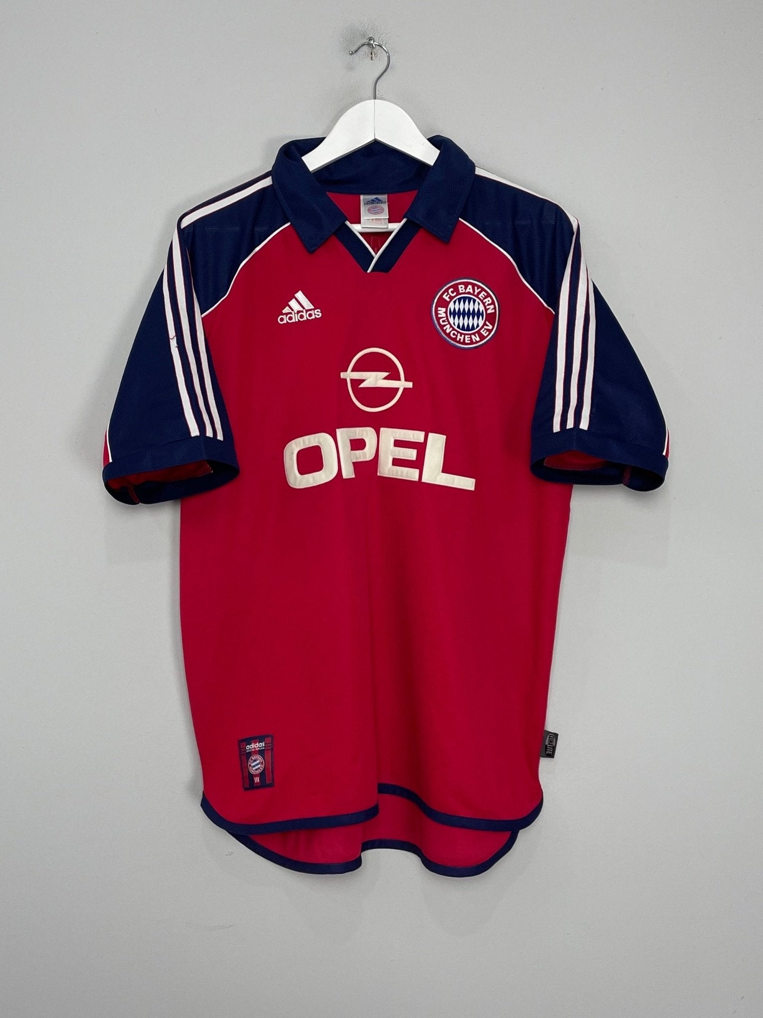 Shop 1999/01 BAYERN MUNICH HOME SHIRT (L) ADIDAS, classic football shirts, vintage football shirts & retro soccer jerseys at Cult Kits