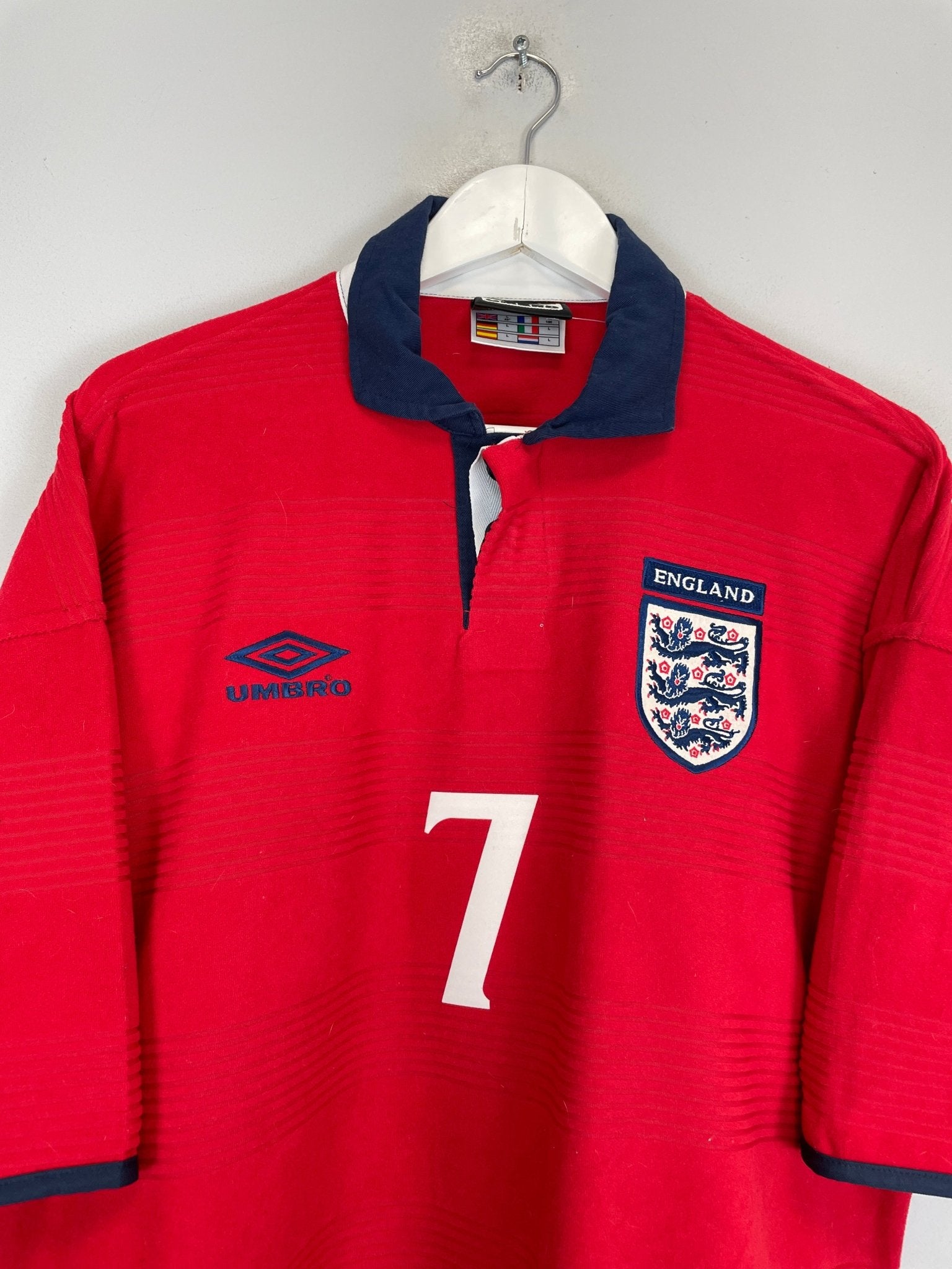 Shop 1999/01 ENGLAND BECKHAM #7 AWAY SHIRT (L) UMBRO, classic football shirts, vintage football shirts & retro soccer jerseys at Cult Kits