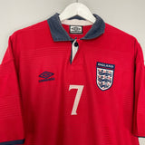 Shop 1999/01 ENGLAND BECKHAM #7 AWAY SHIRT (M) UMBRO, classic football shirts, vintage football shirts & retro soccer jerseys at Cult Kits