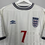 Shop 1999/01 ENGLAND BECKHAM #7 HOME SHIRT (XL) UMBRO, classic football shirts, vintage football shirts & retro soccer jerseys at Cult Kits