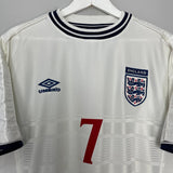 Shop 1999/01 ENGLAND BECKHAM #7 HOME SHIRT (XL) UMBRO, classic football shirts, vintage football shirts & retro soccer jerseys at Cult Kits
