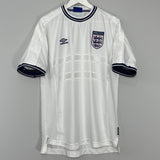 Shop 1999/01 ENGLAND HOME SHIRT (XL) UMBRO, classic football shirts, vintage football shirts & retro soccer jerseys at Cult Kits