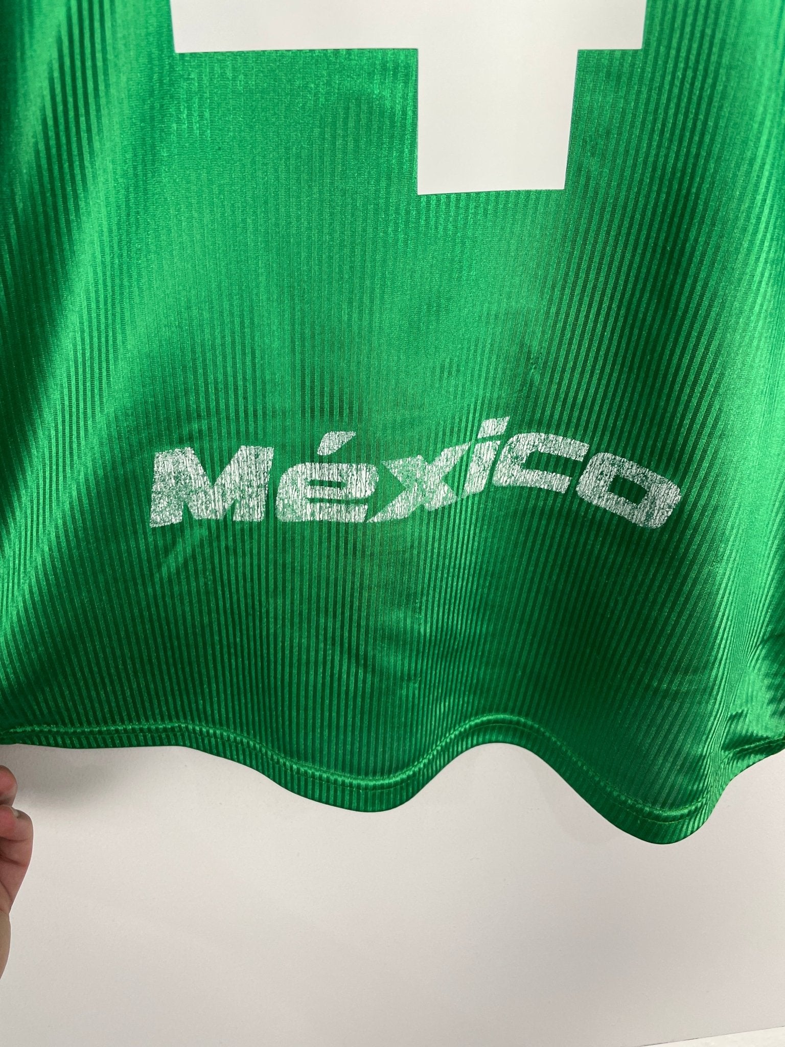 Shop 1999/01 MEXICO R.MARQUEZ #4 HOME SHIRT (L) ATLETICA, classic football shirts, vintage football shirts & retro soccer jerseys at Cult Kits