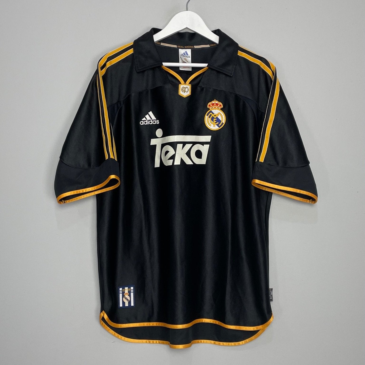 Shop 1999/01 REAL MADRID AWAY SHIRT (L) ADIDAS, classic football shirts, vintage football shirts & retro soccer jerseys at Cult Kits
