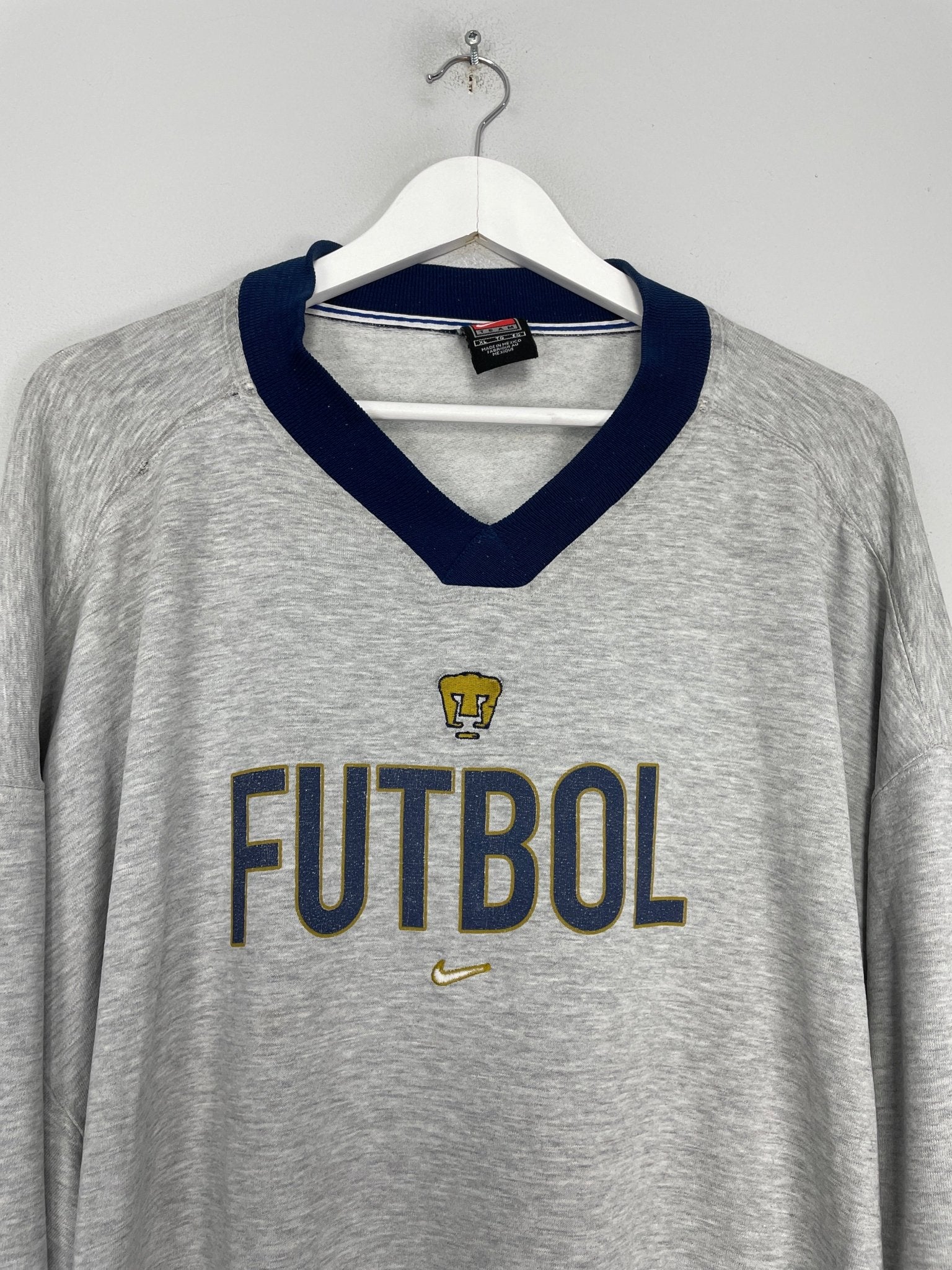 Shop 1999/01 UNAM PUMAS JUMPER (XL) NIKE, classic football shirts, vintage football shirts & retro soccer jerseys at Cult Kits