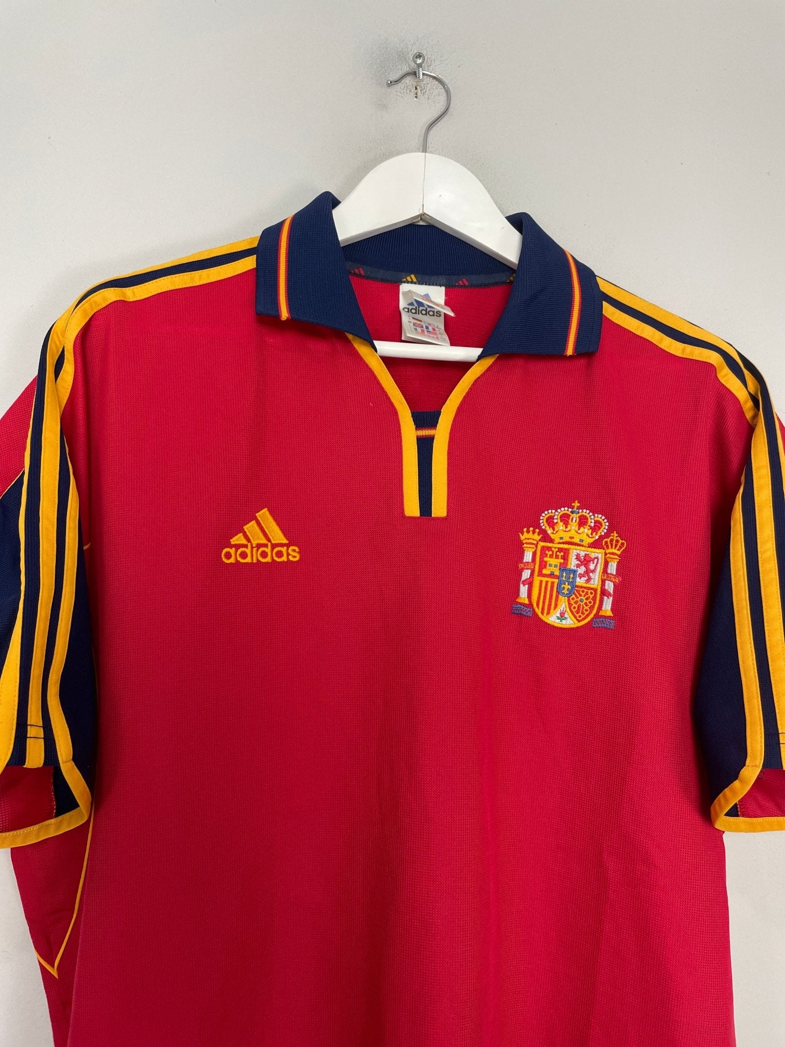 Shop 1999/02 SPAIN HOME SHIRT (L) ADIDAS, classic football shirts, vintage football shirts & retro soccer jerseys at Cult Kits