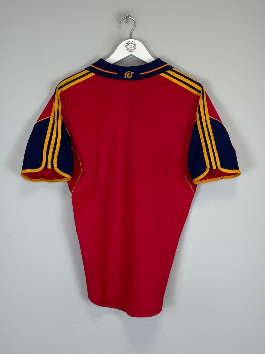 1999/02 SPAIN HOME SHIRT (S) ADIDAS - Cult Kits - Small - Buy Vintage Football Shirts, Authentic Retro Football Shirts For Sale, Classic Football Shirts & Soccer Jersey