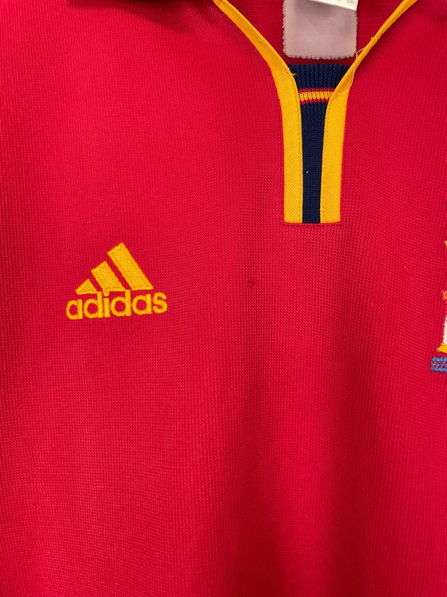 1999/02 SPAIN HOME SHIRT (S) ADIDAS - Cult Kits - Small - Buy Vintage Football Shirts, Authentic Retro Football Shirts For Sale, Classic Football Shirts & Soccer Jersey