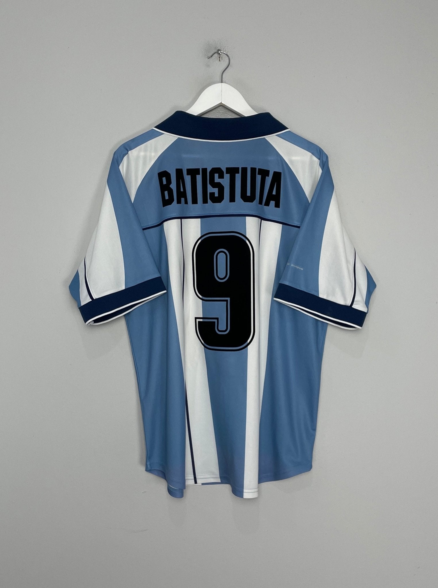 Shop 2000/01 ARGENTINA BATISTUTA #9 HOME SHIRT (L) REEBOK, classic football shirts, vintage football shirts & retro soccer jerseys at Cult Kits