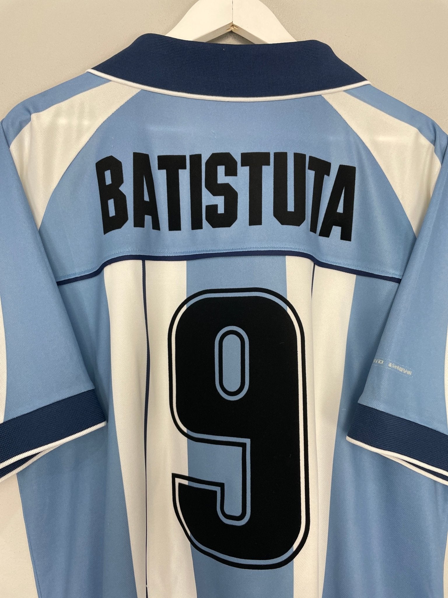 Shop 2000/01 ARGENTINA BATISTUTA #9 HOME SHIRT (L) REEBOK, classic football shirts, vintage football shirts & retro soccer jerseys at Cult Kits
