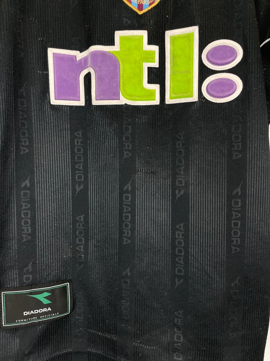 2000/01 ASTON VILLA AWAY SHIRT (M) DIADORA - Cult Kits - Medium - Buy Vintage Football Shirts, Authentic Retro Football Shirts For Sale, Classic Football Shirts & Soccer Jersey