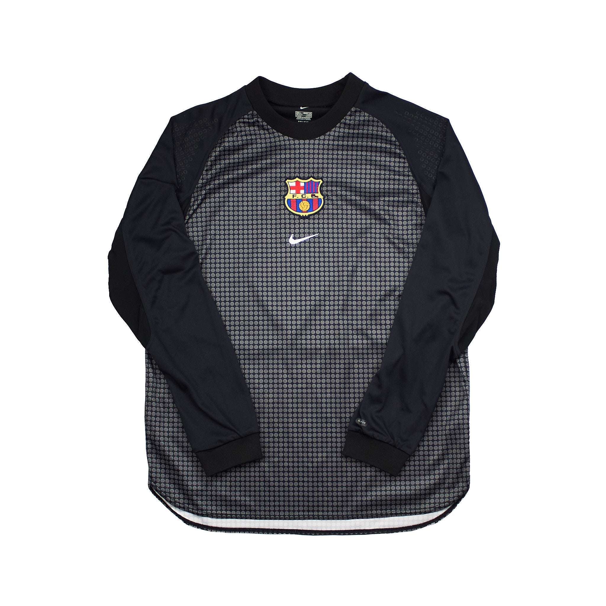 Buy 2000/01 Barcelona 1 Goalkeeper Shirt L/S (L) Nike ~ Free worldwide shipping ~ Authentic Vintage Football Shirts from Cult Kits